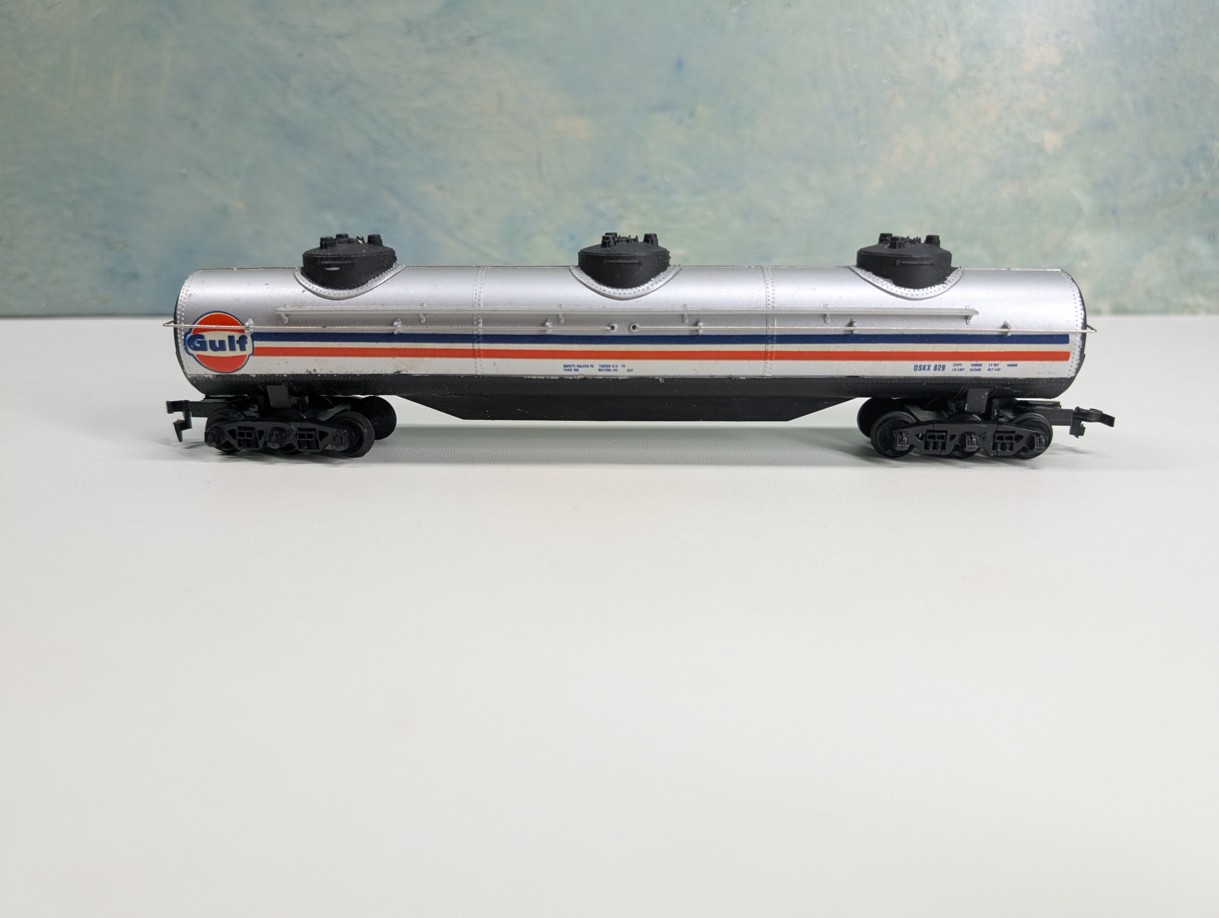 USED Tyco HO Scale Large Triple Dome Tank Car Gulf OSKX #829