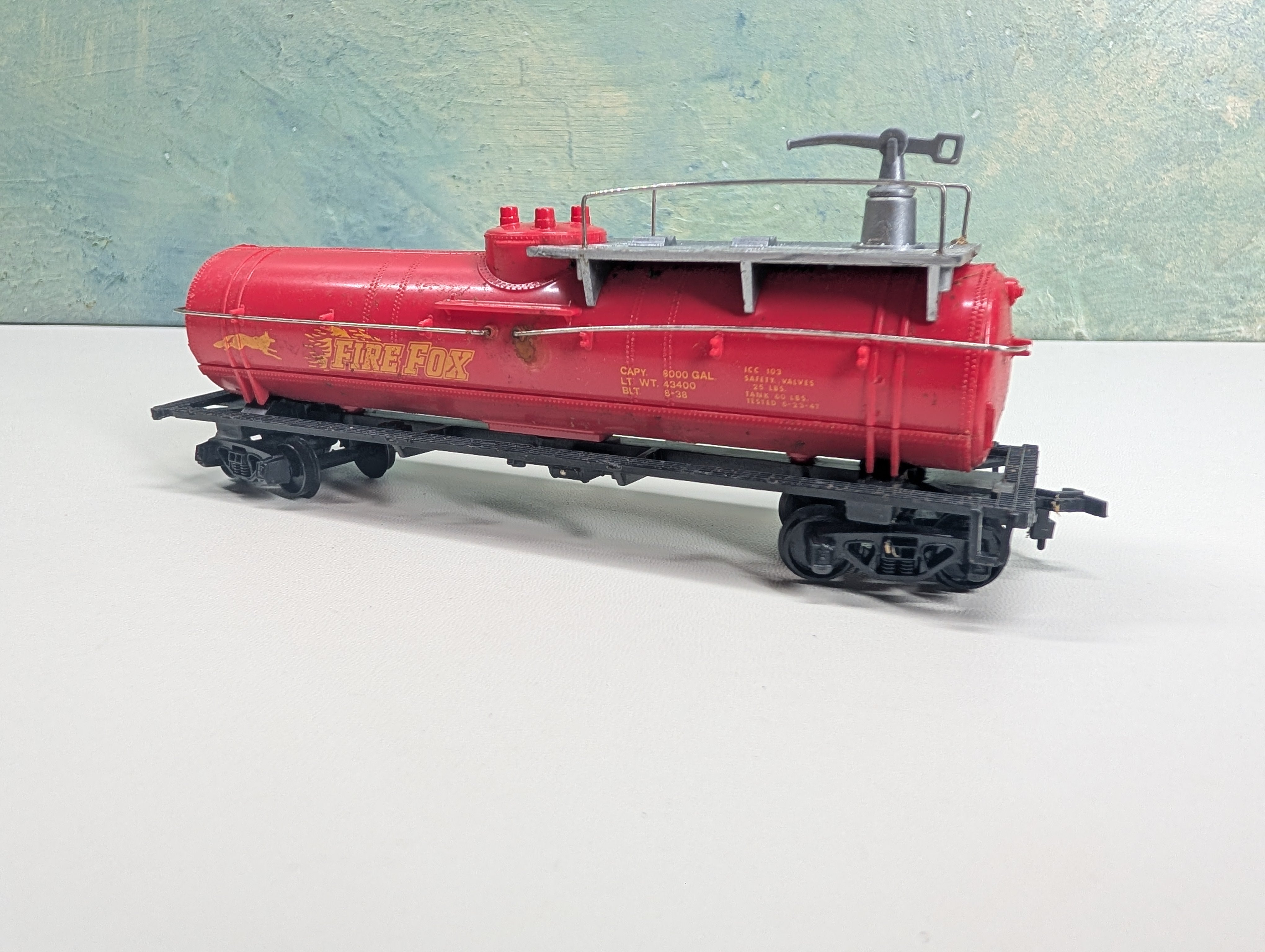 USED AHM HO Scale Fire Fox Tank Car