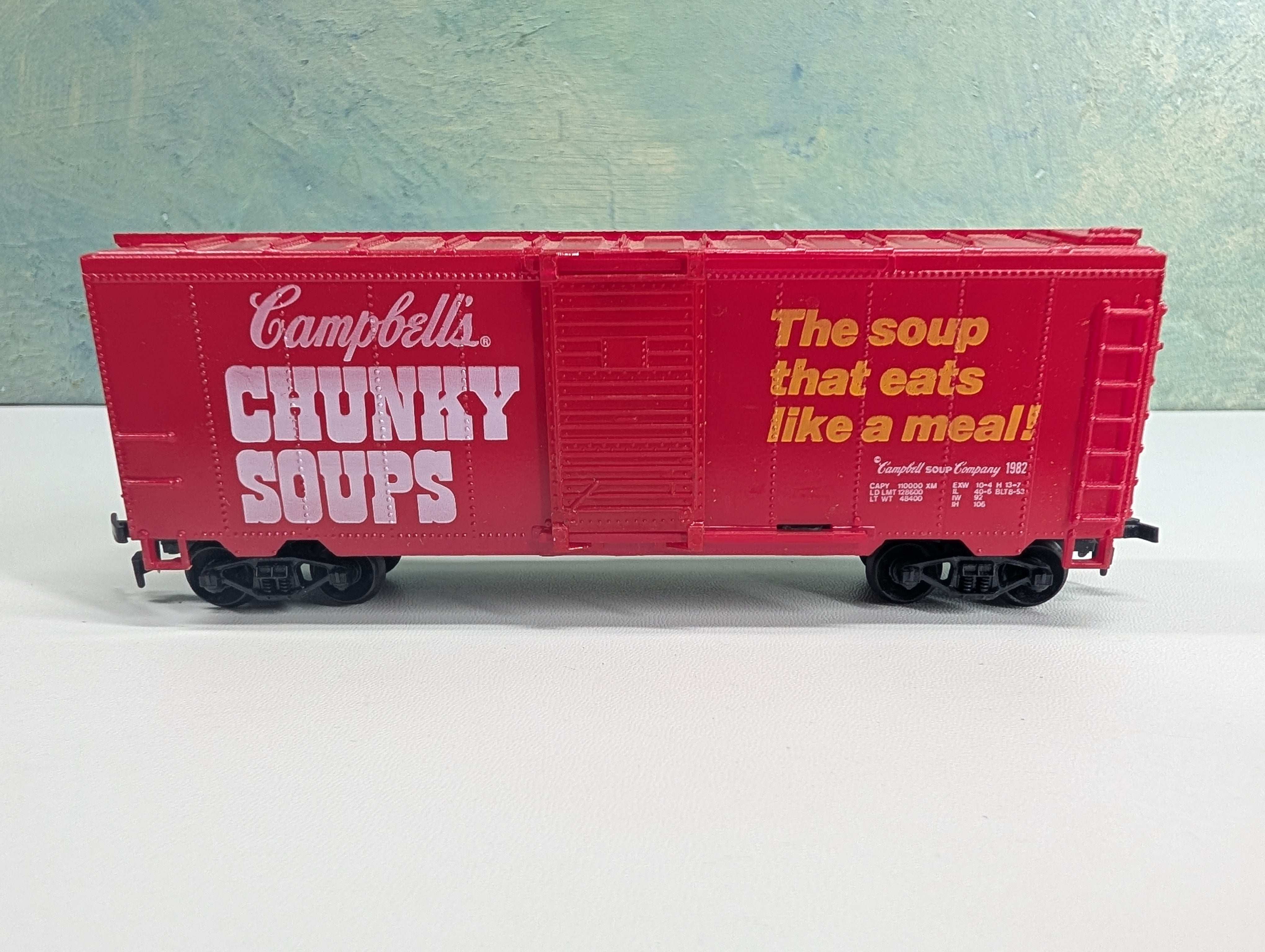 USED Life-Like HO Scale 40' Billboard Box Car Campbell's Chunky Soups