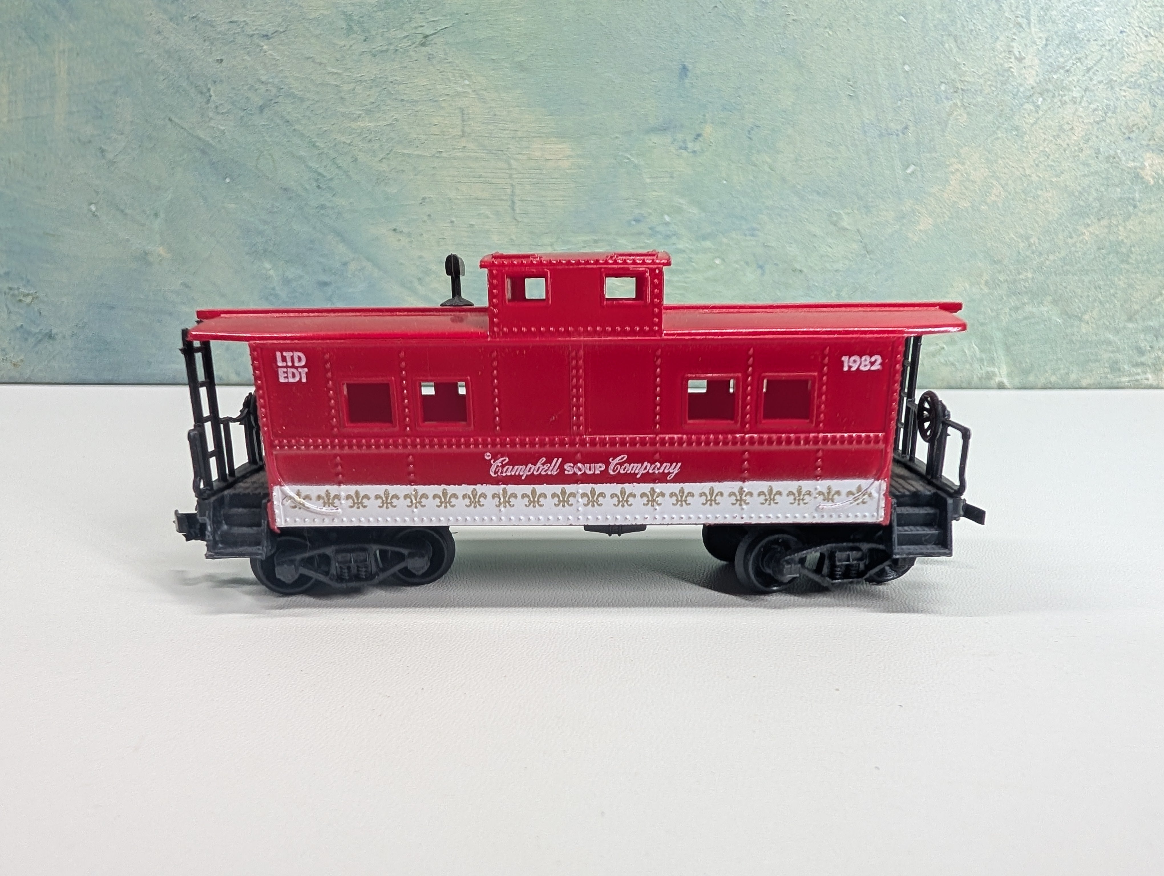 USED Life-Like HO Scale Caboose Campbell's Soup Company #1982