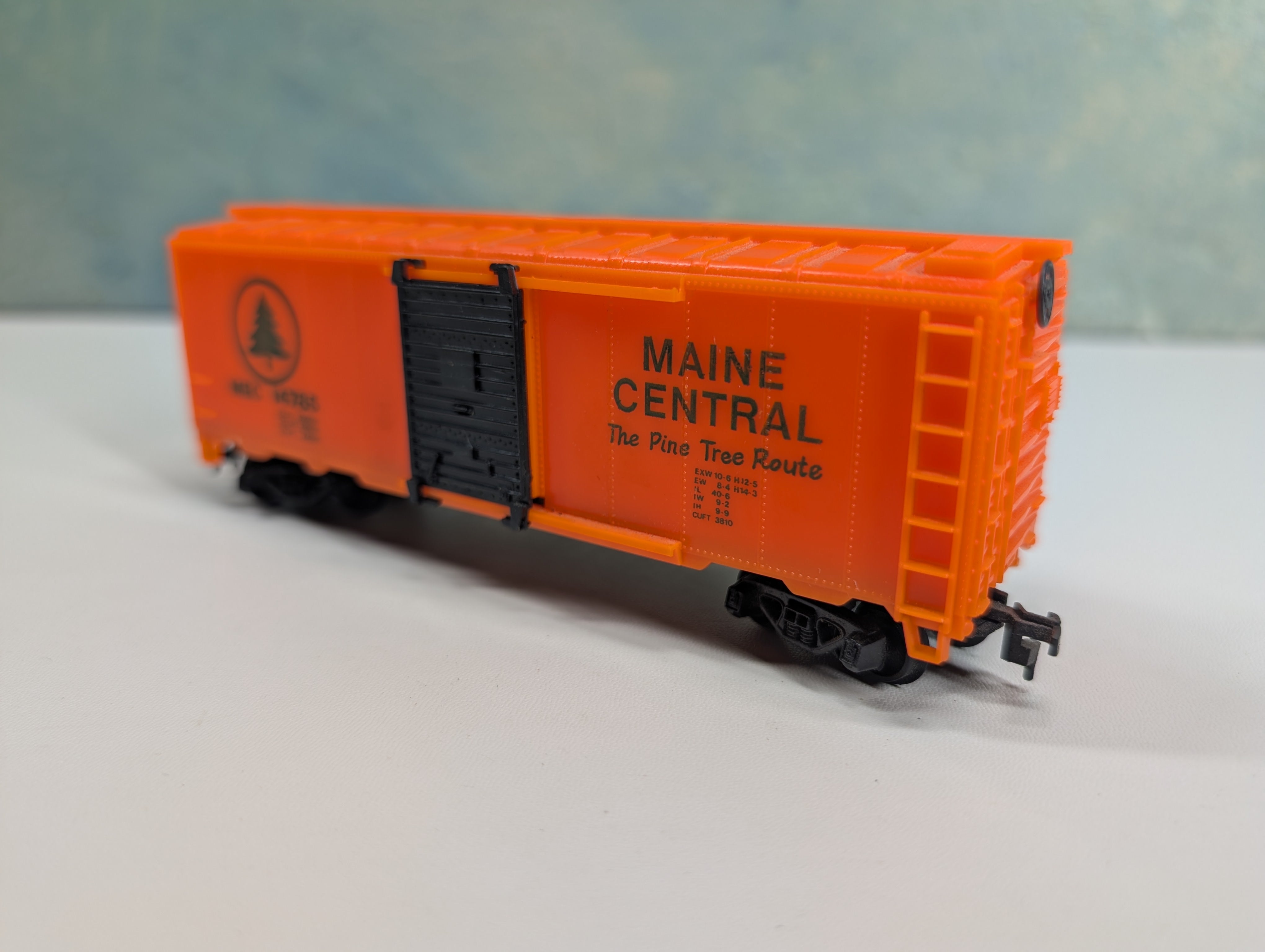 USED HO Scale 40' Box Car Maine Central MEC #14785