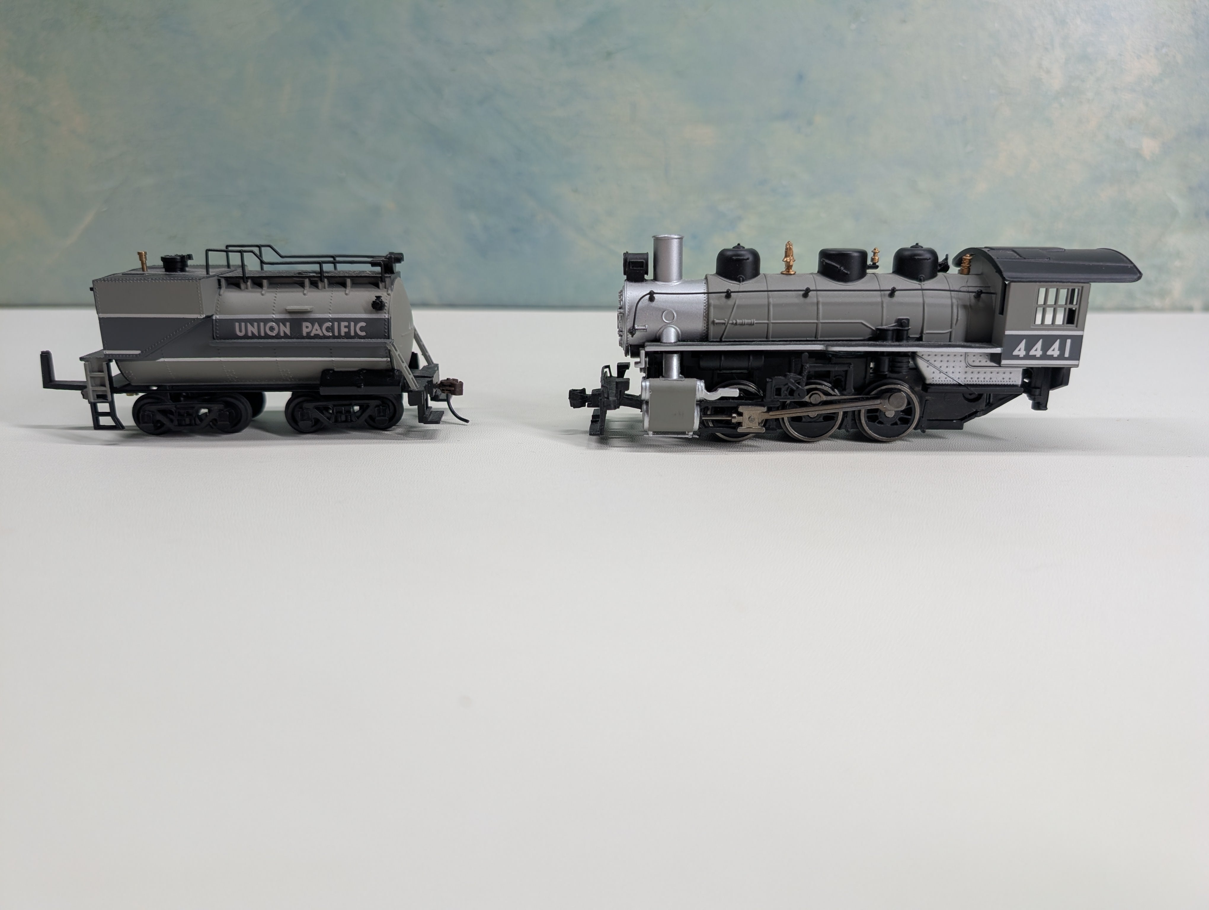 USED Bachmann HO Scale 0-6-0 Steam Locomotive Union Pacific UP #4441 Runs Great! DC