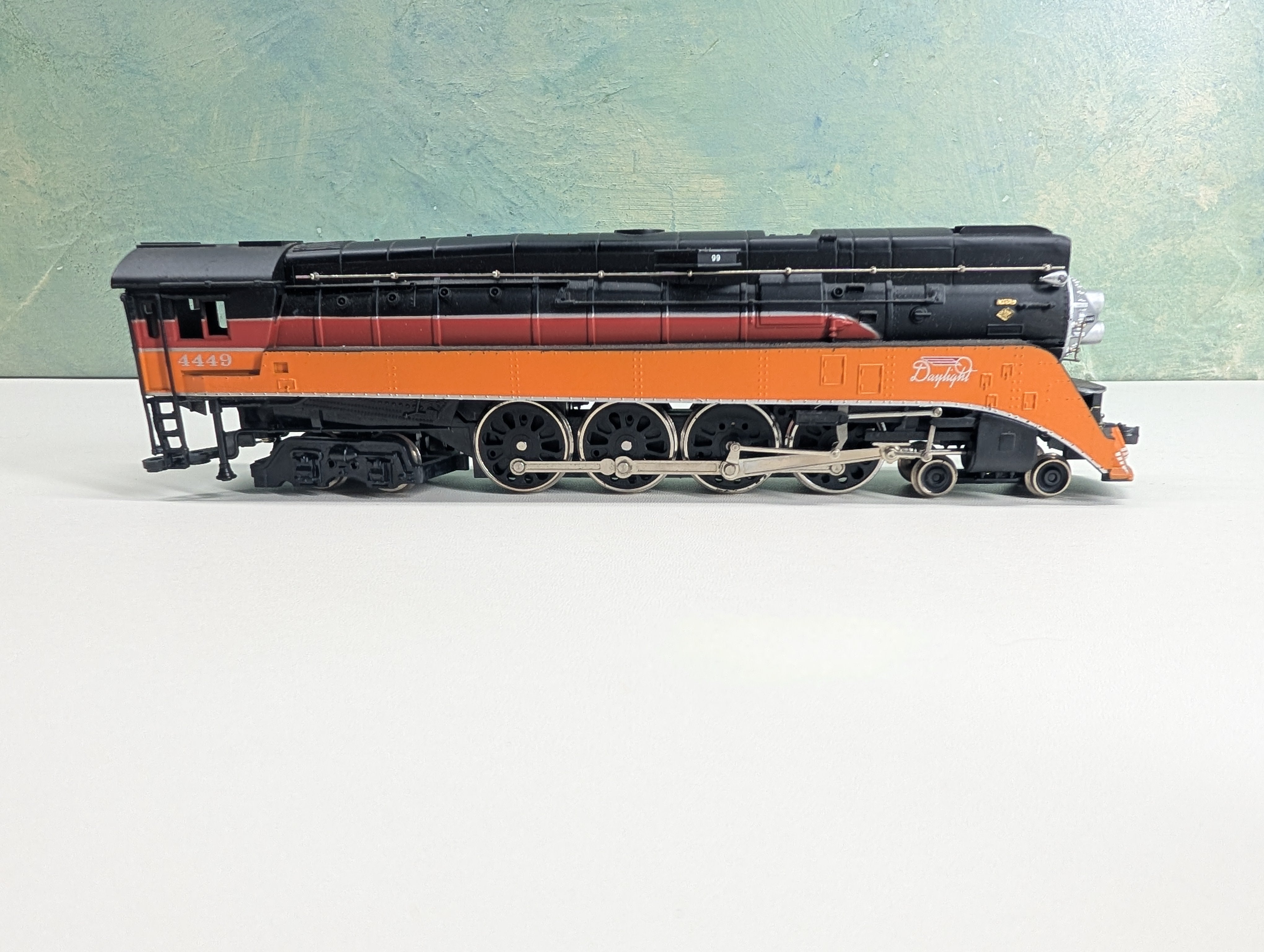 USED Bachmann HO Scale 4-8-4 Daylight GS-4 Steam Locomotive Southern Pacific SP #4449 Runs Great! DC