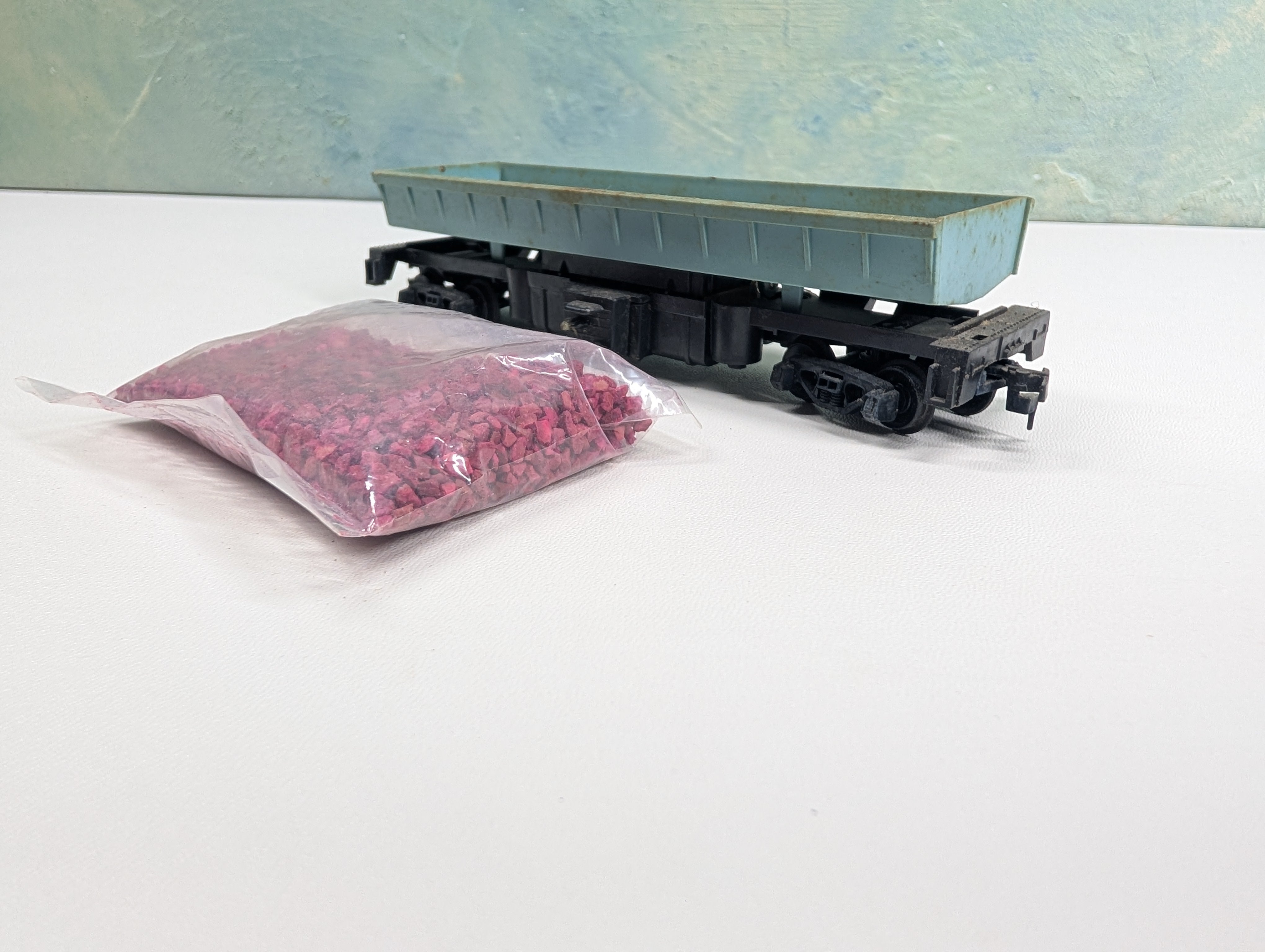 USED Tyco 925-900 HO Scale Ore Dump Car w/ Load