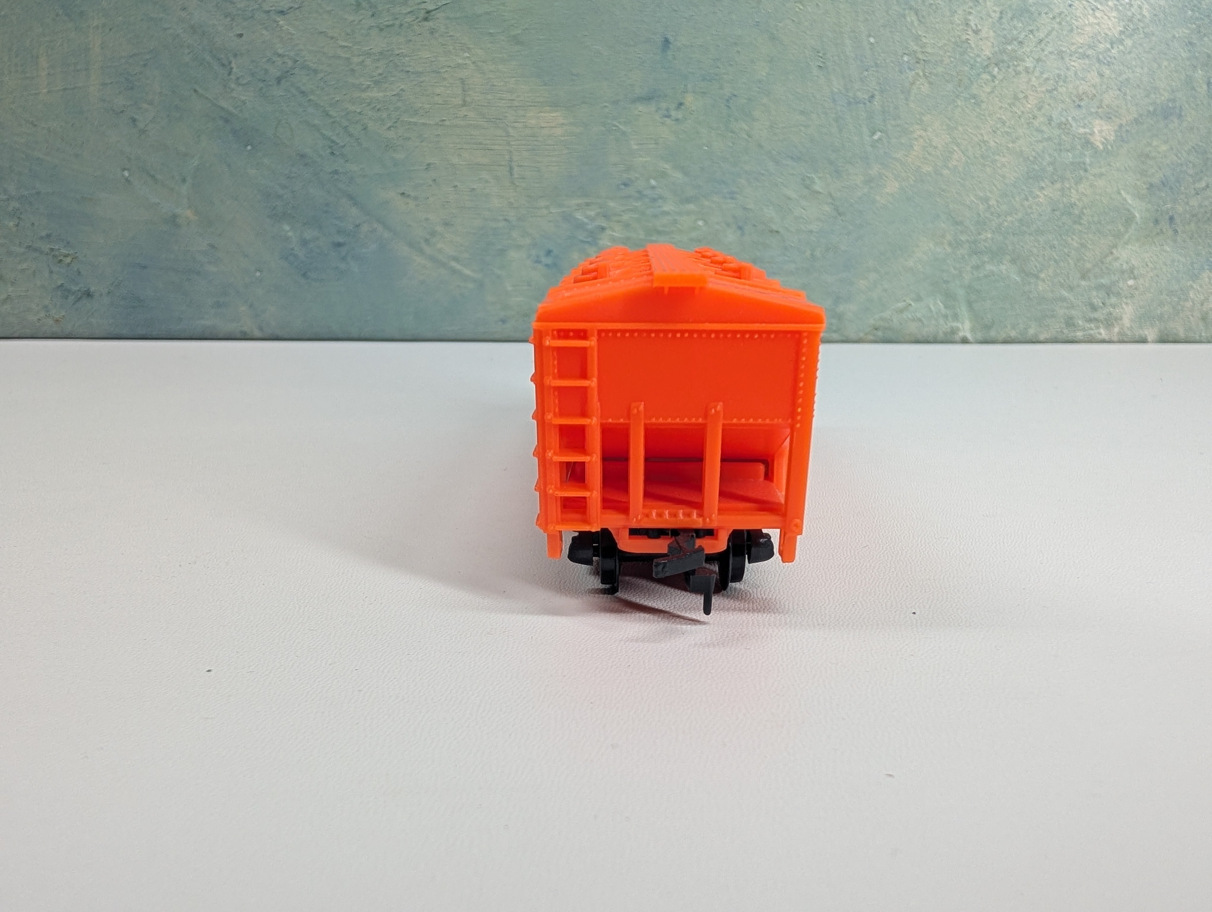 USED Model Power 8084 HO Scale 2 Bay Covered Hopper Granite Rock GRCX #1001 RARE