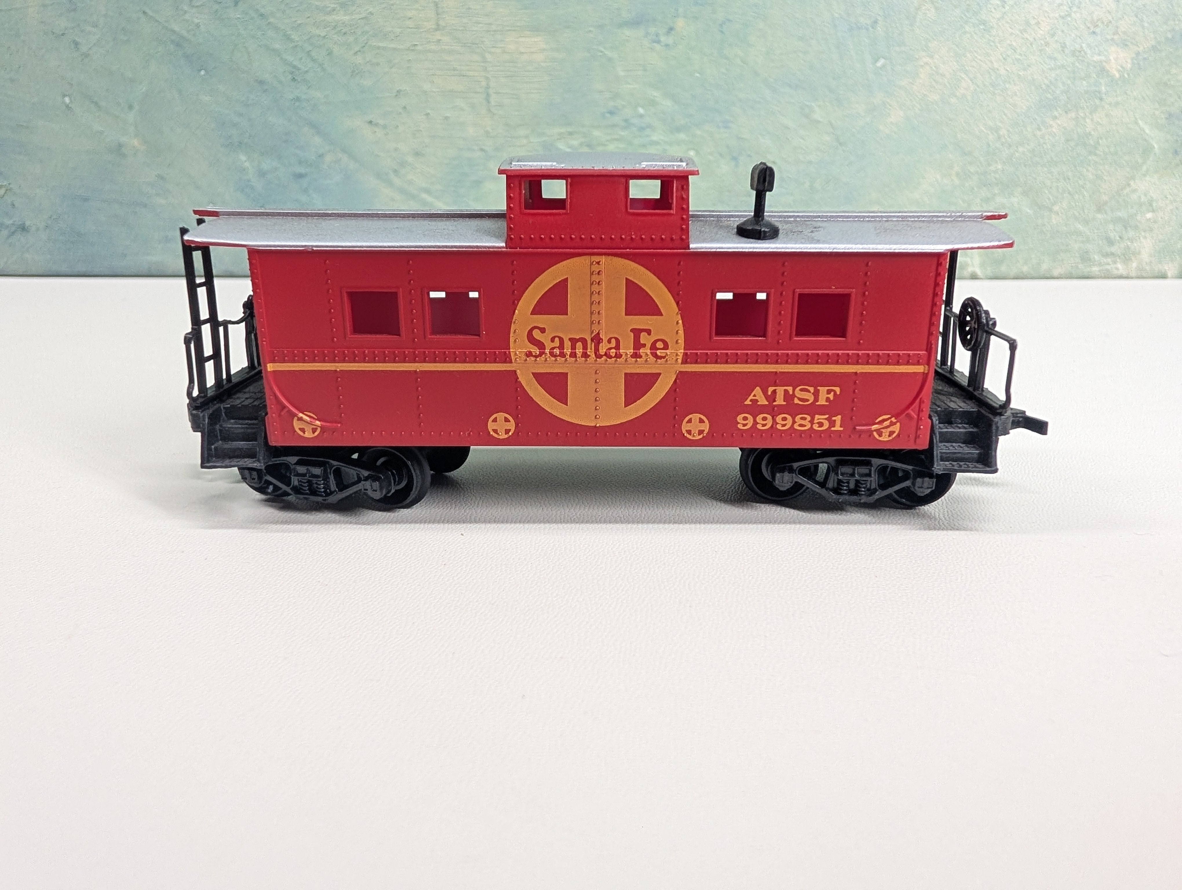USED Life-Like HO Scale Caboose Santa Fe ATSF #999851