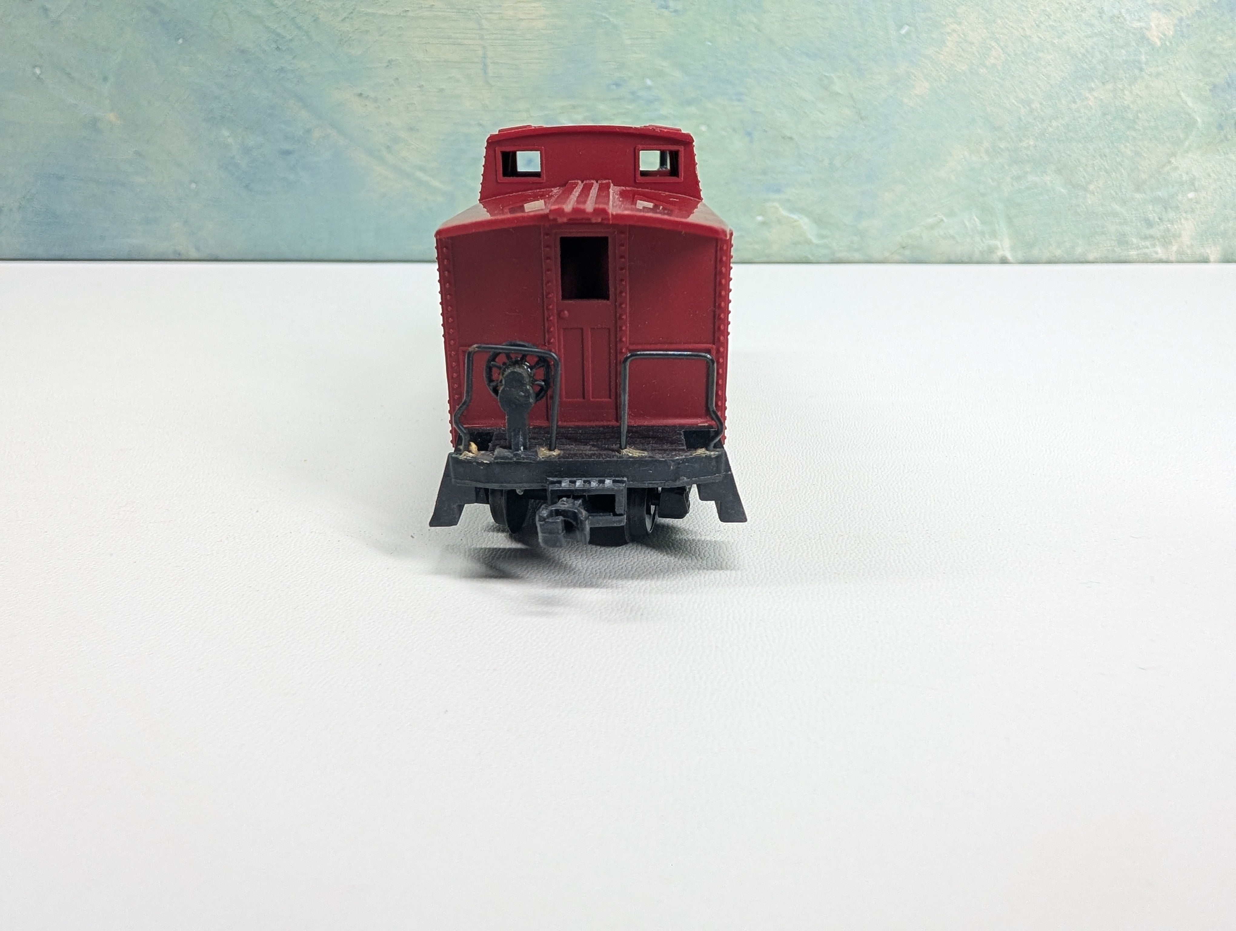 USED Varney HO Scale Undecorated Red Caboose