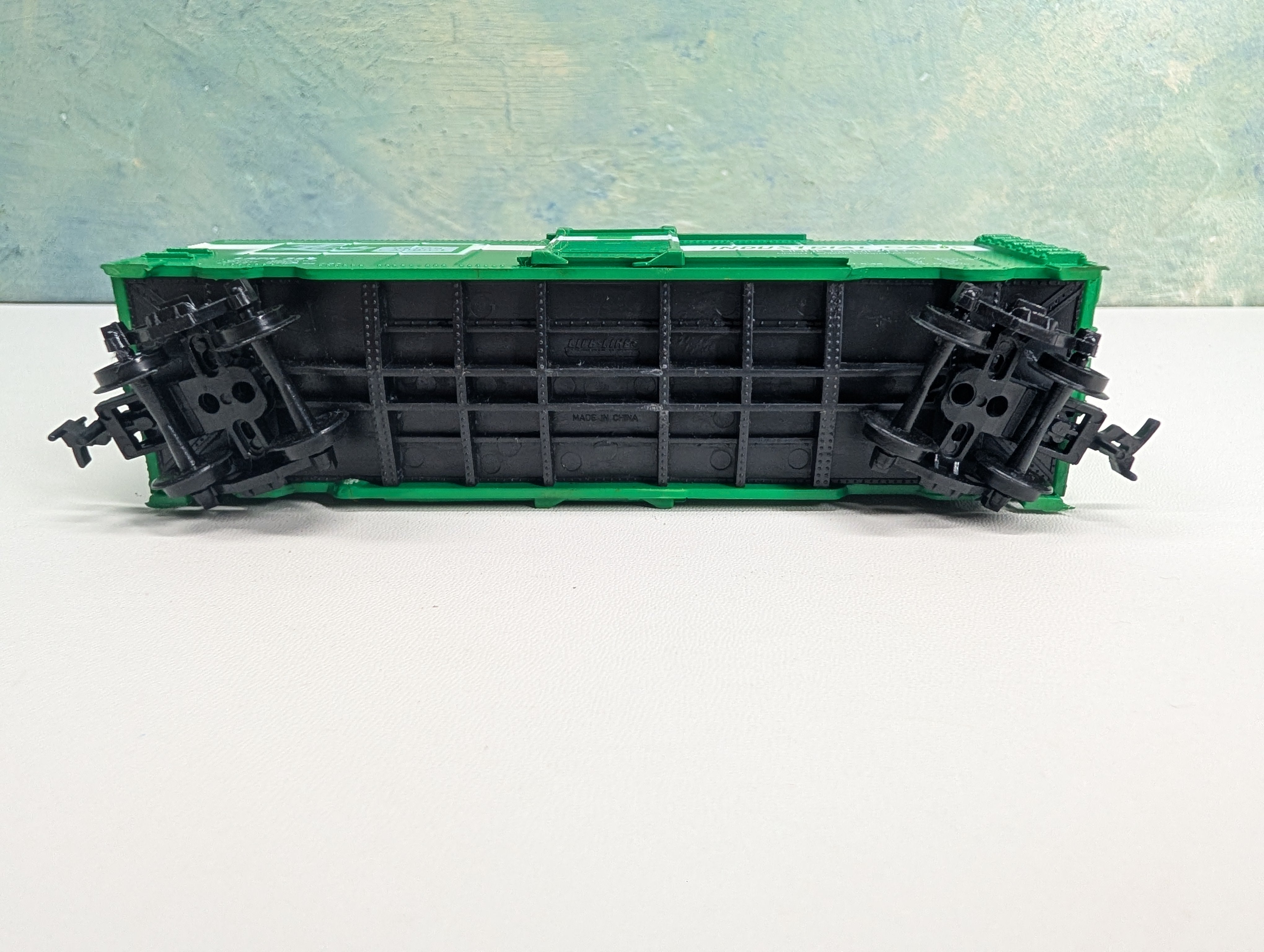 USED Life-Like HO Scale 40' Box Car Linde Union Carbide LAPX #358