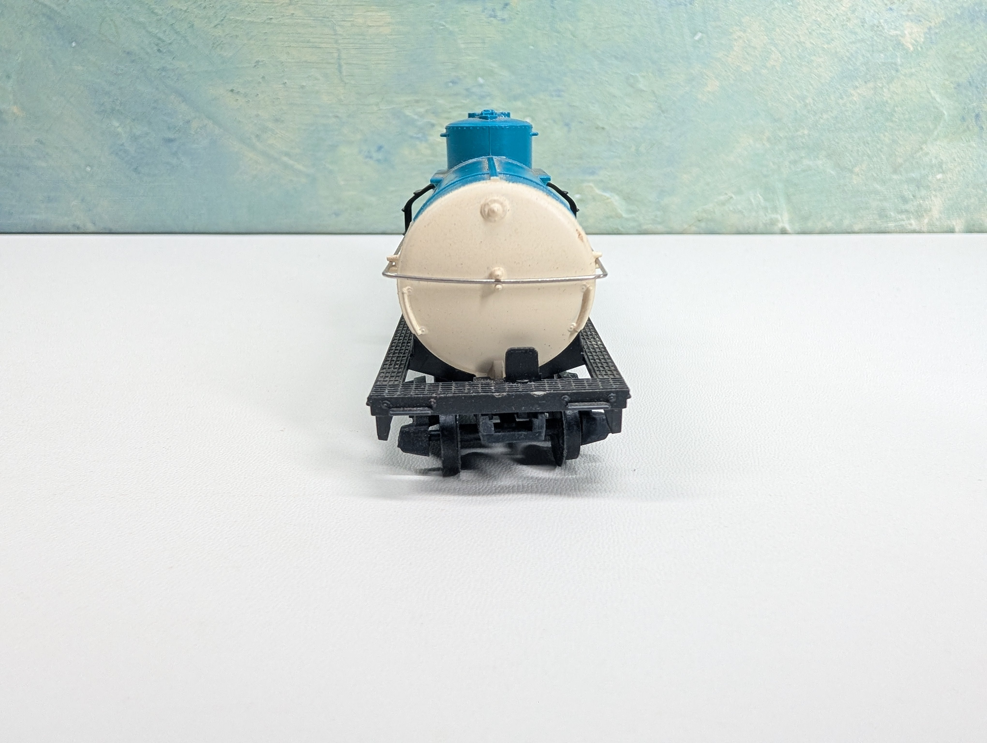 USED Tyco HO Scale Single Dome Tank Car Wesson Vegetable Oil GATX #9876
