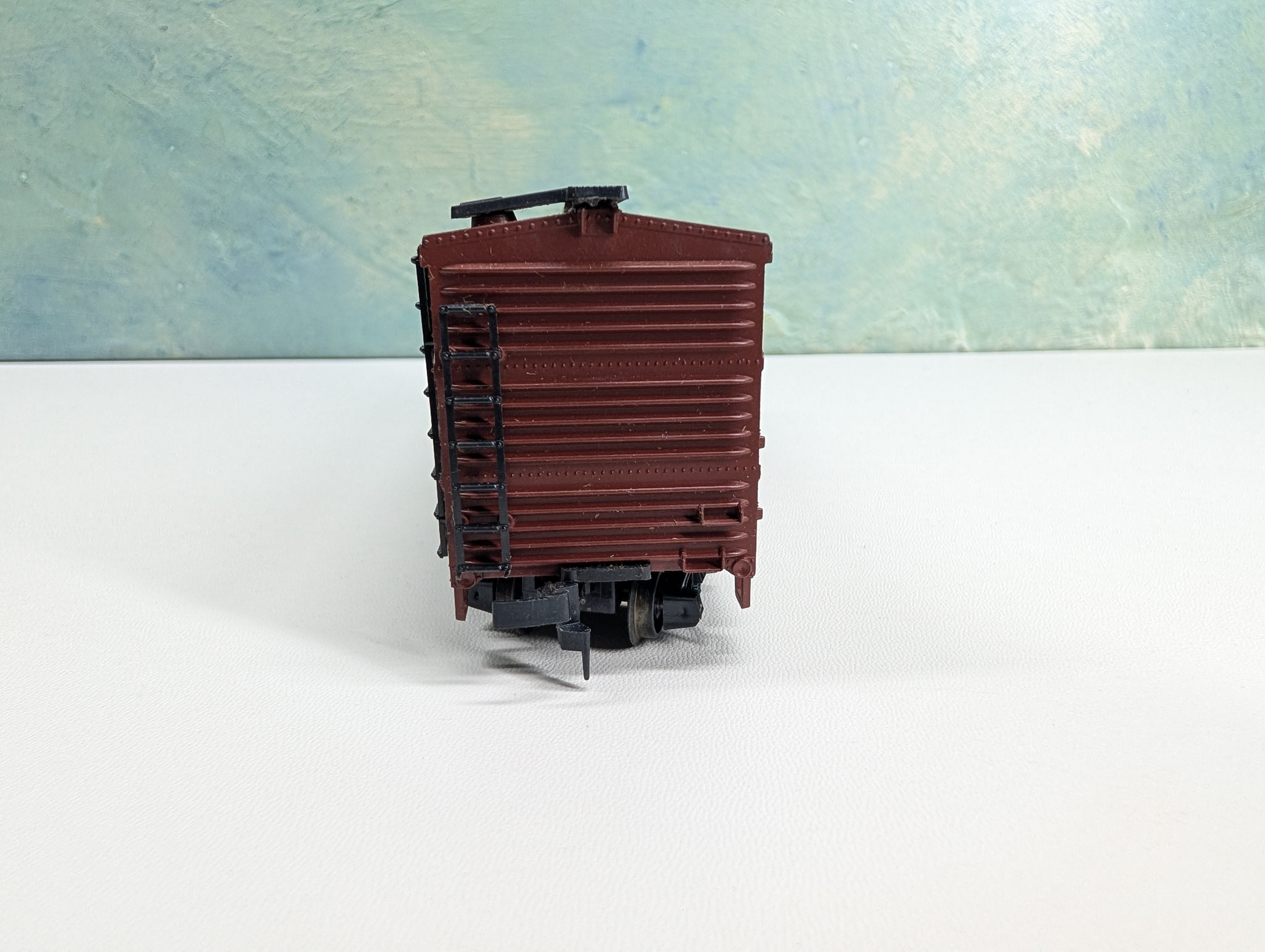 USED AHM HO Scale 40' Cattle Livestock Car Pennsylvania PRR #135427