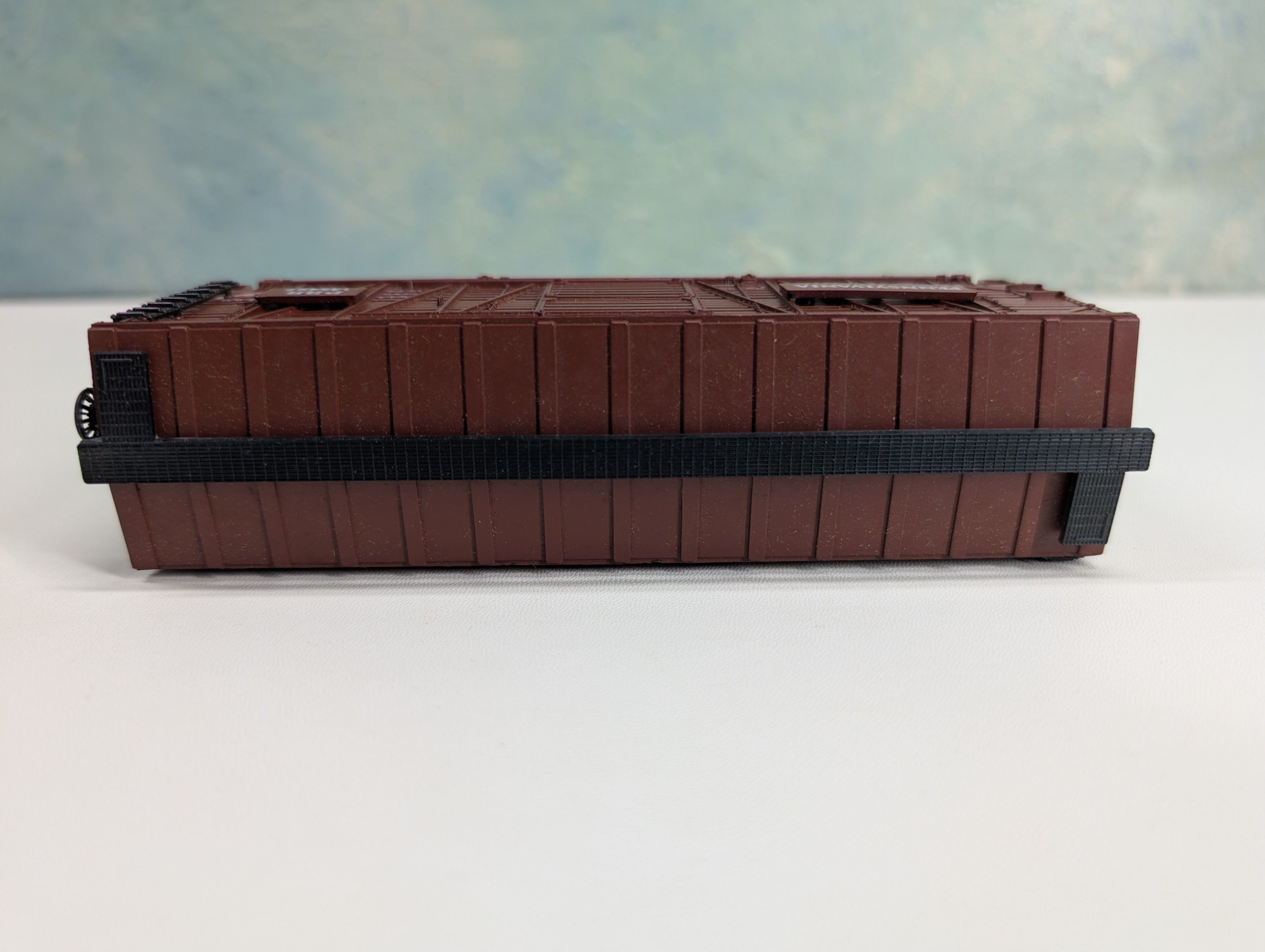 USED AHM HO Scale 40' Cattle Livestock Car Pennsylvania PRR #135427