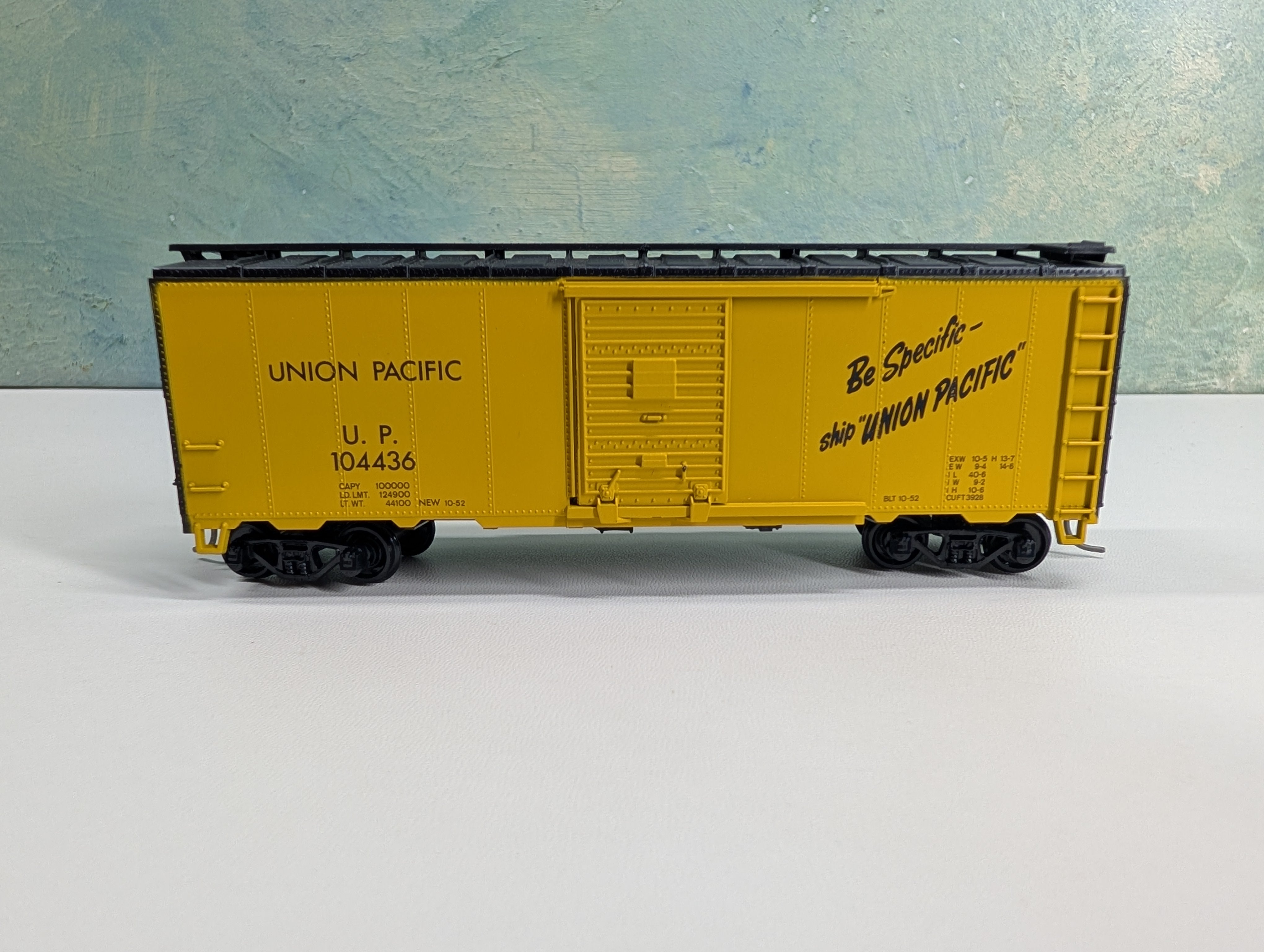 USED Athearn HO Scale 40' Box Car Union Pacific UP #104436 Bev-Bel