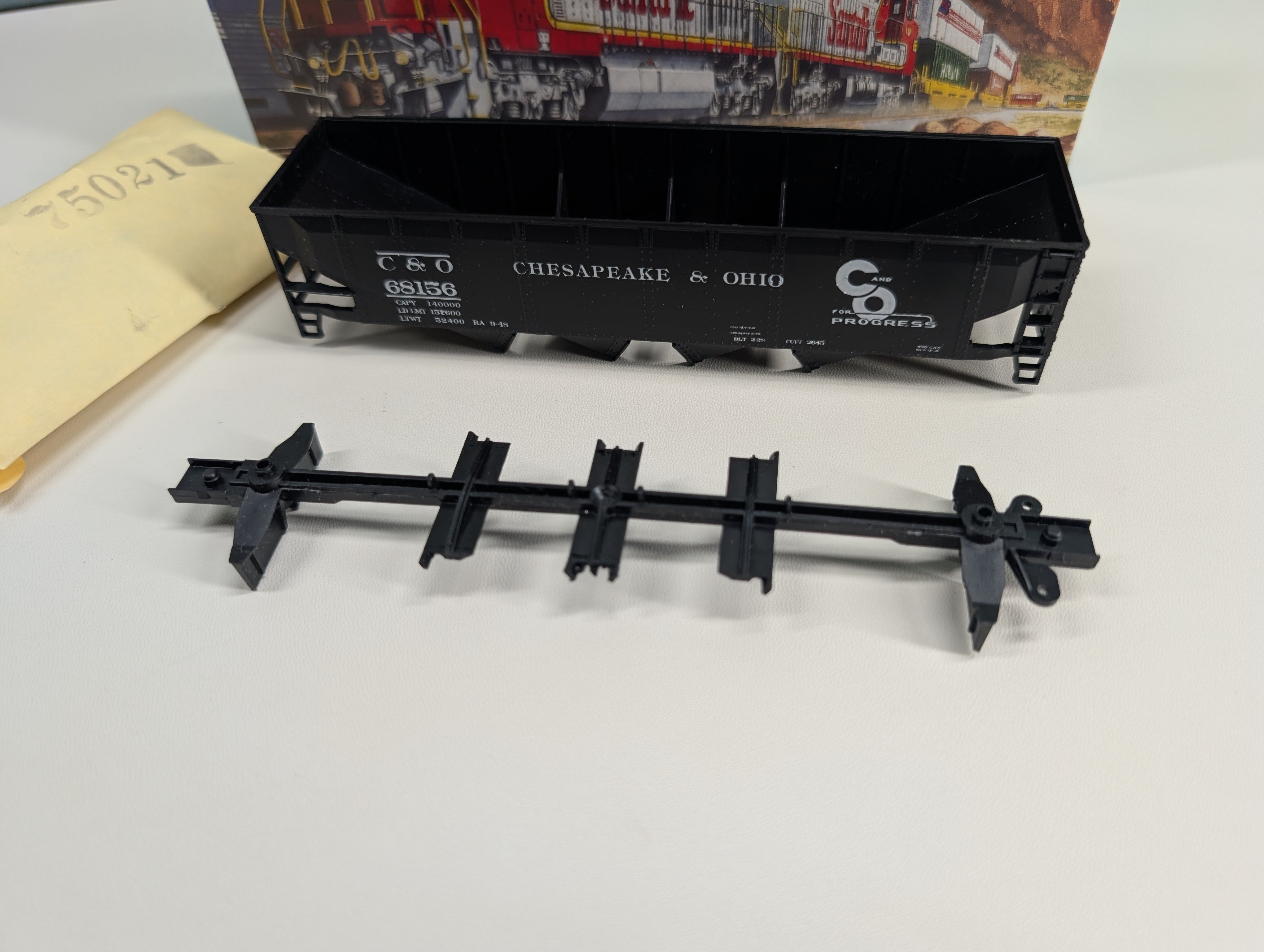 USED Athearn HO Scale 40' Hopper Chesapeake and Ohio C&O #68156 KIT