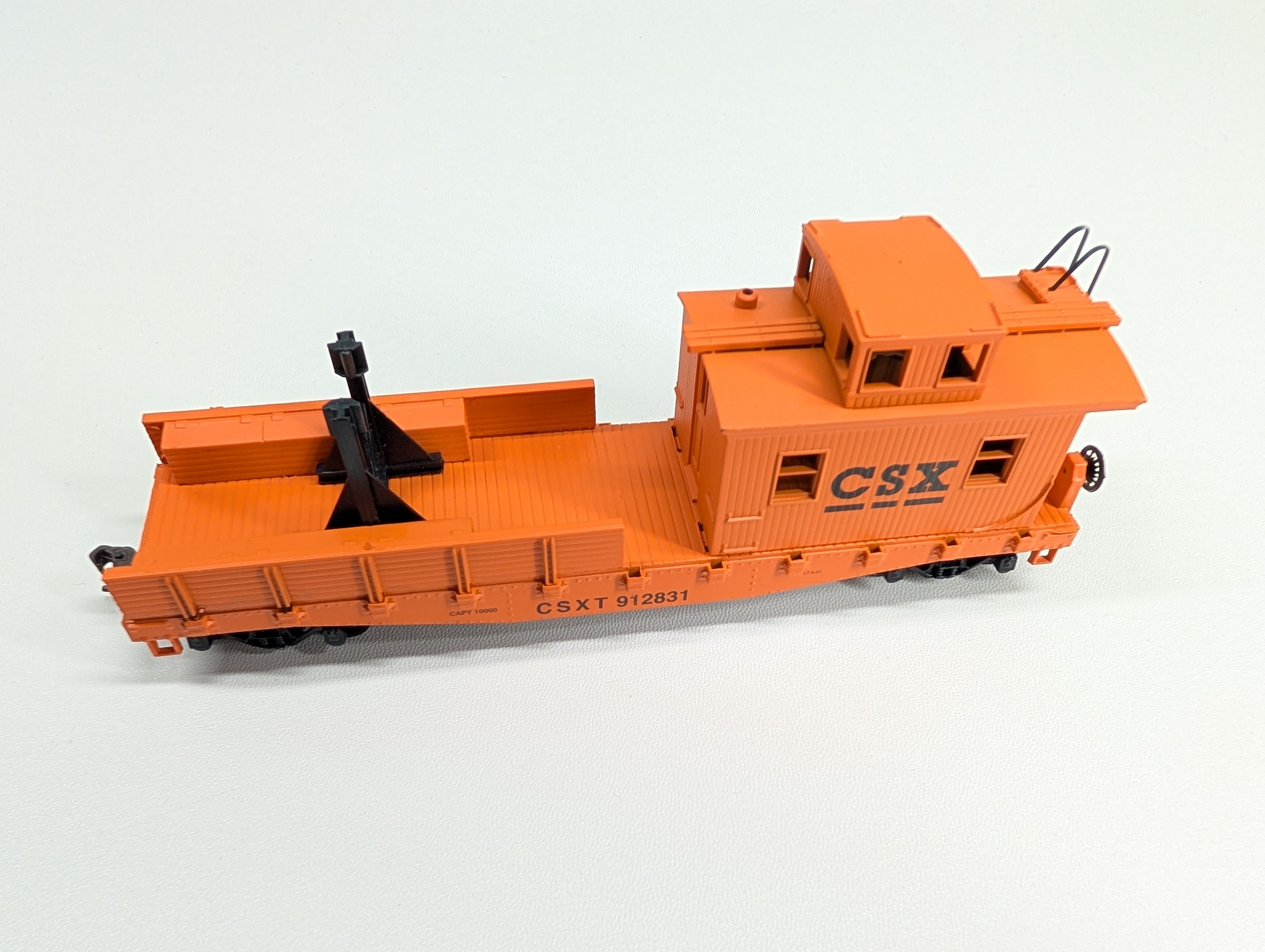 USED Athearn 1283 HO Scale Work Caboose, Orange CSX #912831