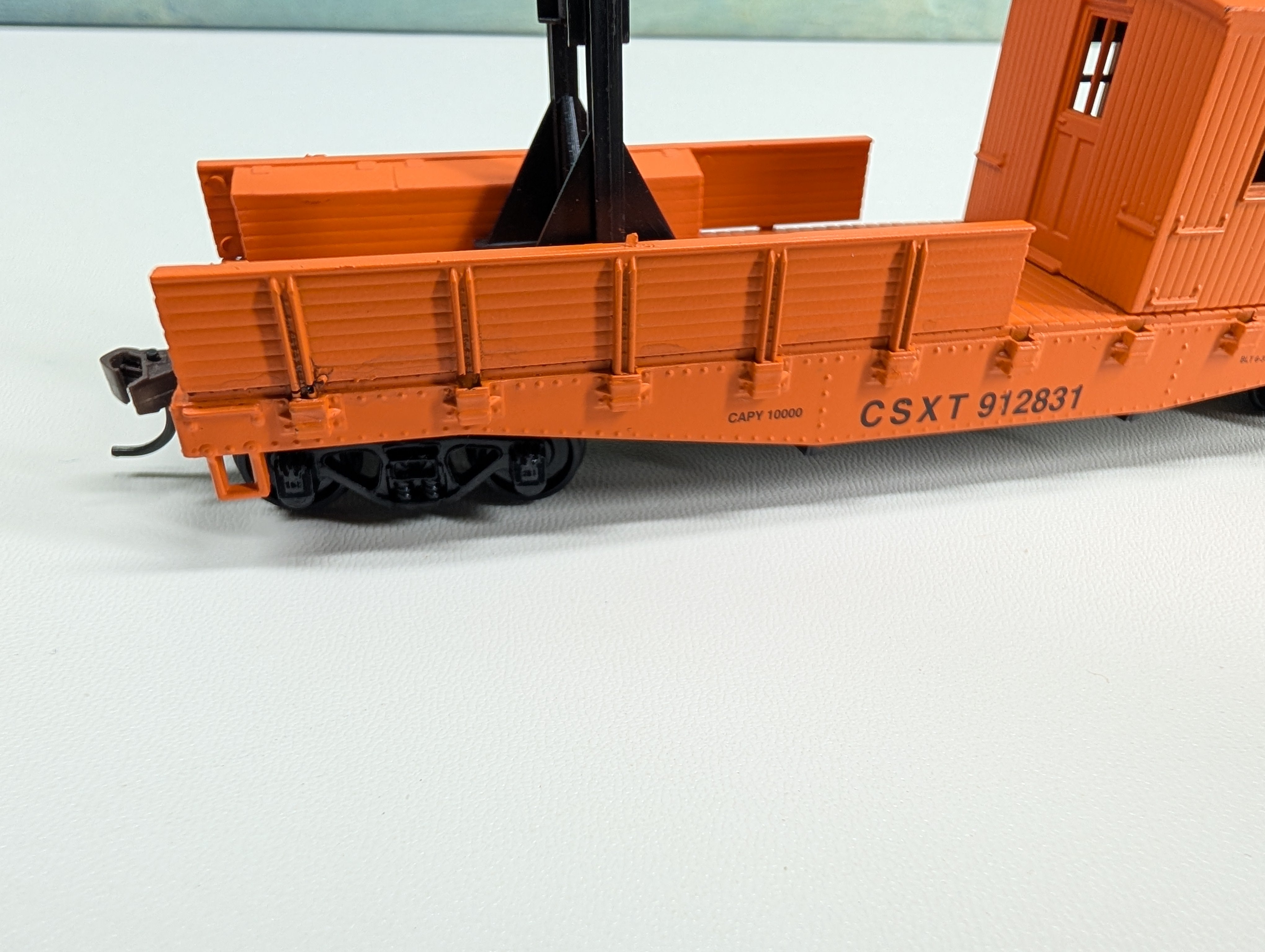 USED Athearn 1283 HO Scale Work Caboose, Orange CSX #912831