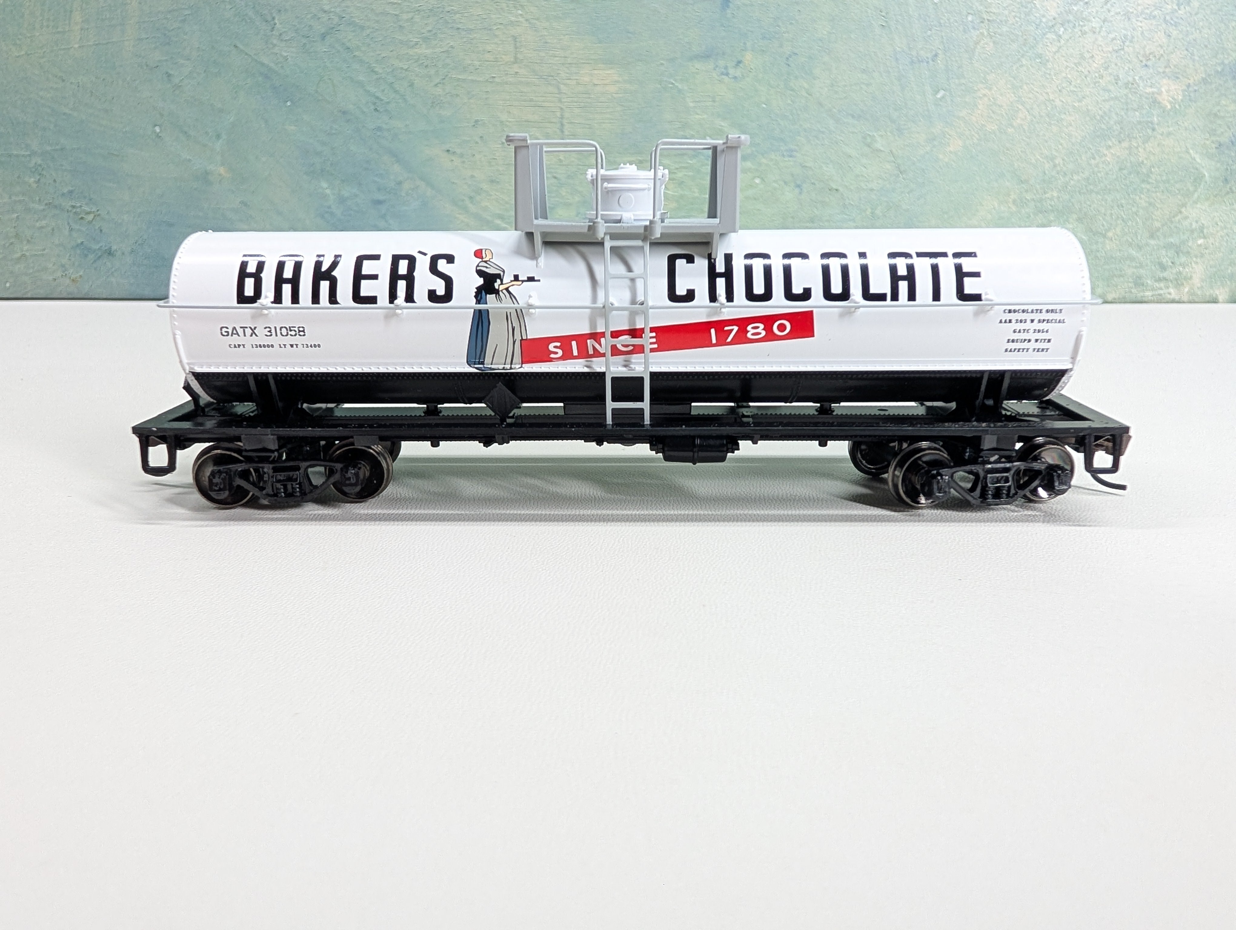 USED Athearn HO Scale Tank Car Baker's Chocolate GATX #31058 Metal Wheels