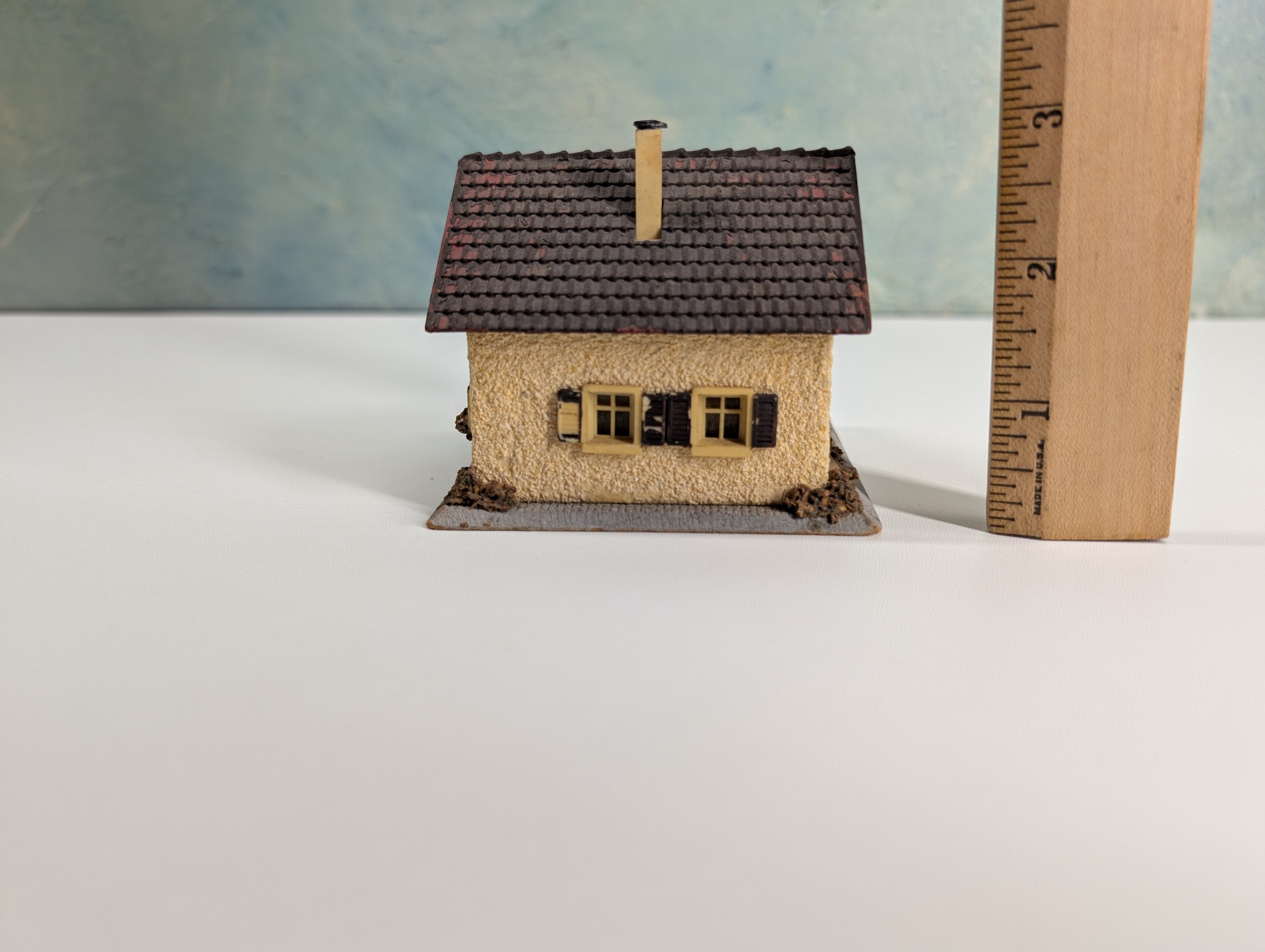 USED Faller 205 HO Scale German House