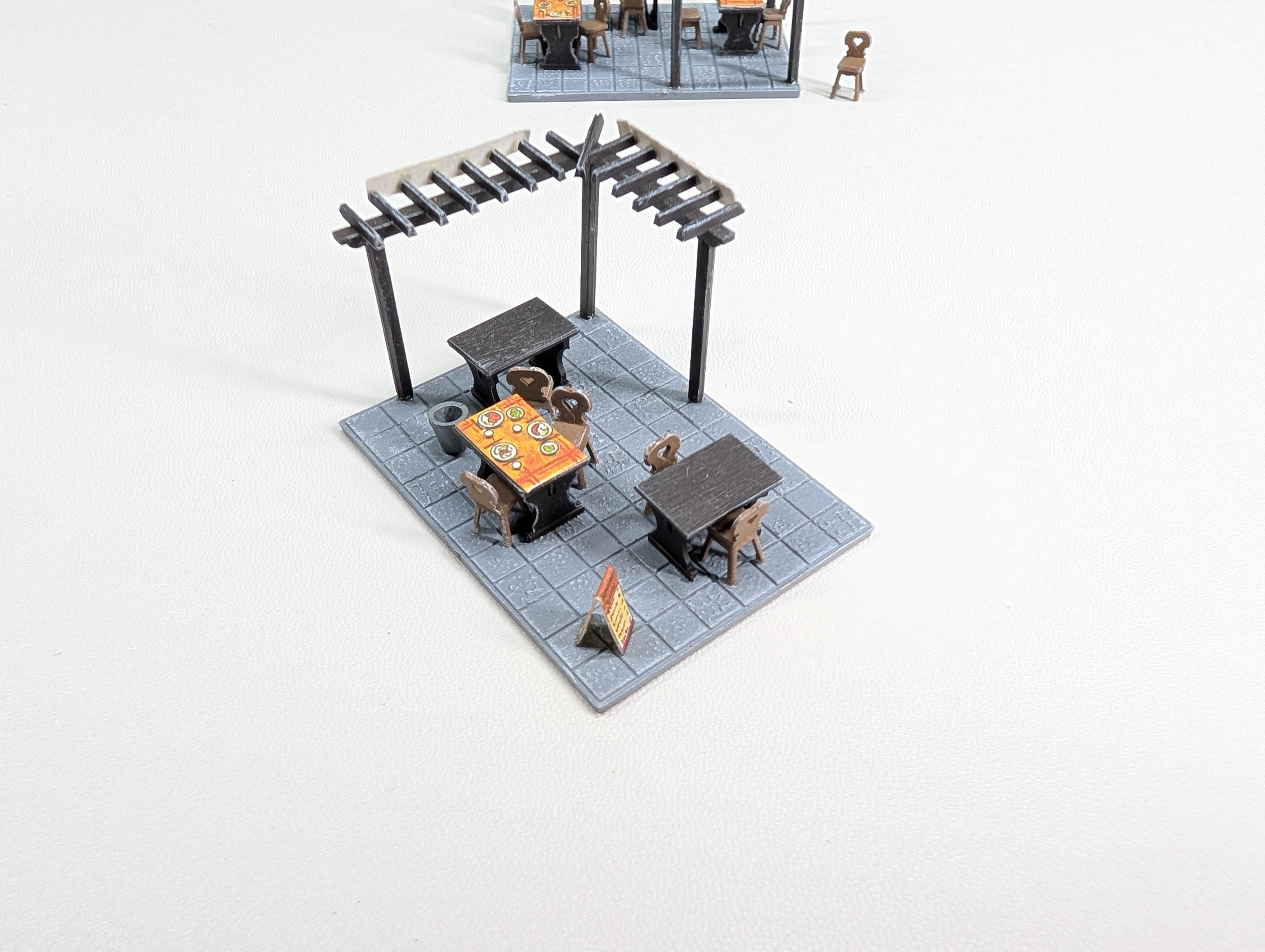 USED Vollmer 26103 HO Scale Outside Seating for Outdoor Eating, Restaurant