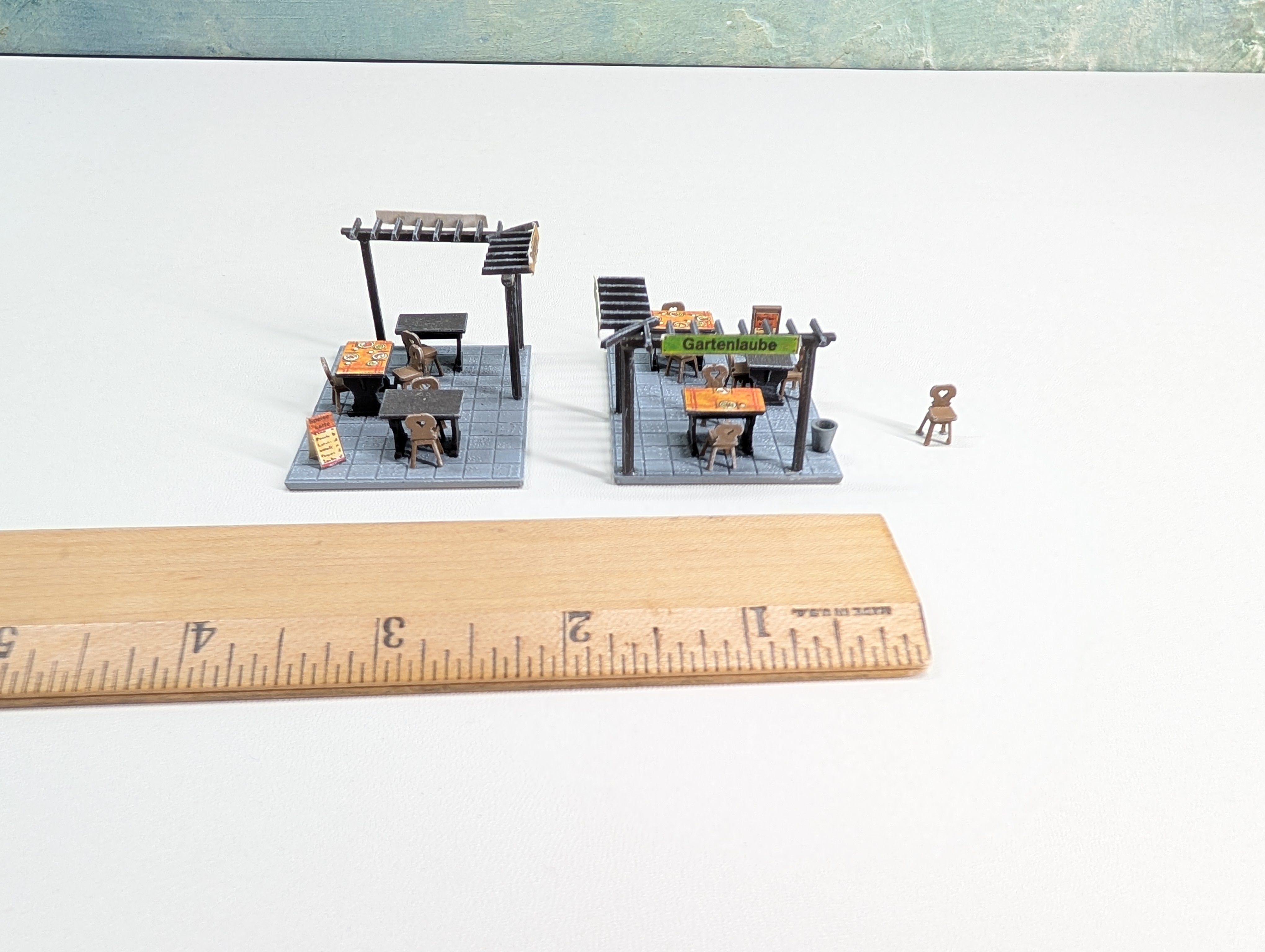 USED Vollmer 26103 HO Scale Outside Seating for Outdoor Eating, Restaurant