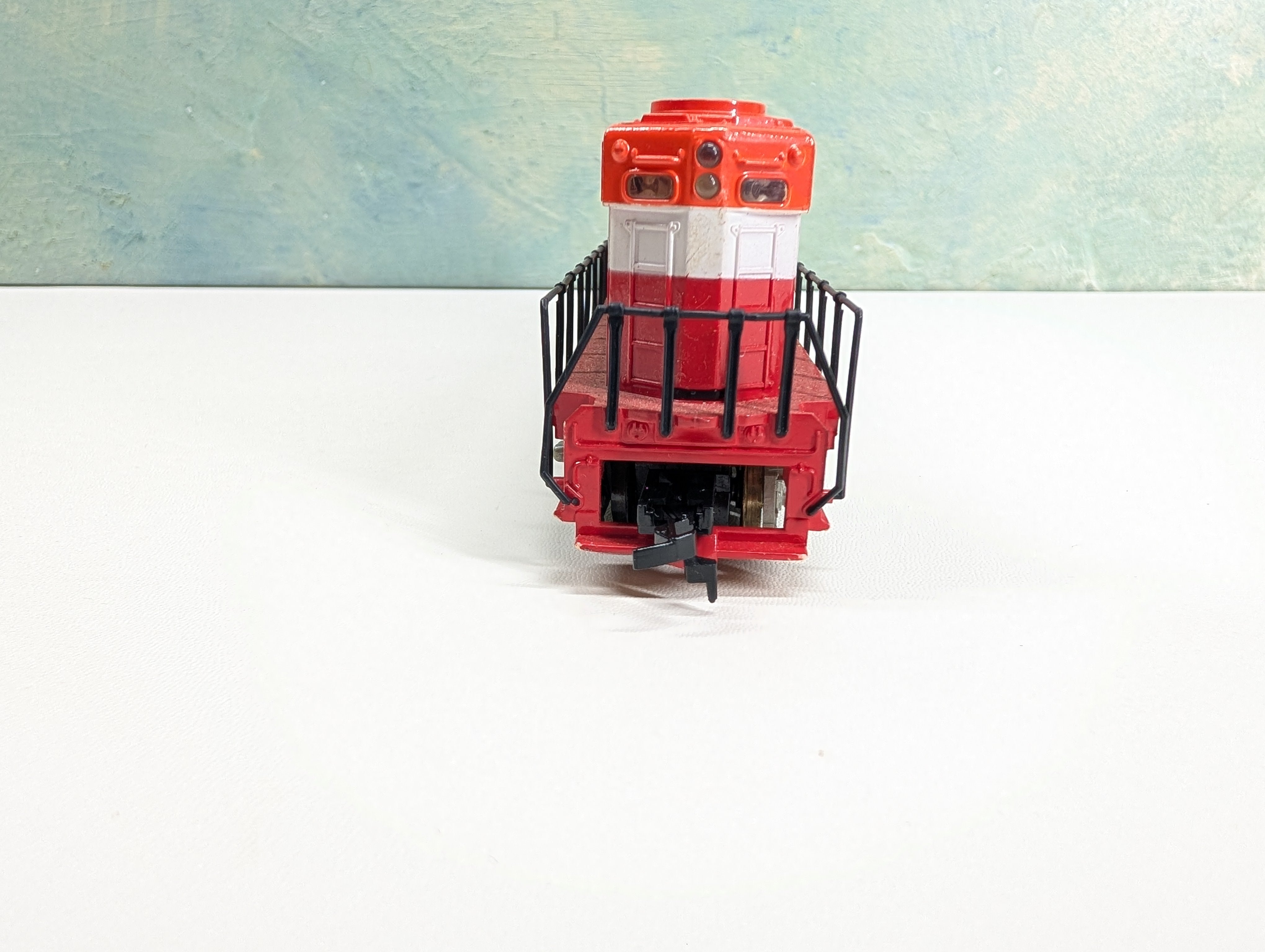 USED Tyco HO Scale SD-24 Diesel Locomotive Rocky Mountain Line Runs Great! DC