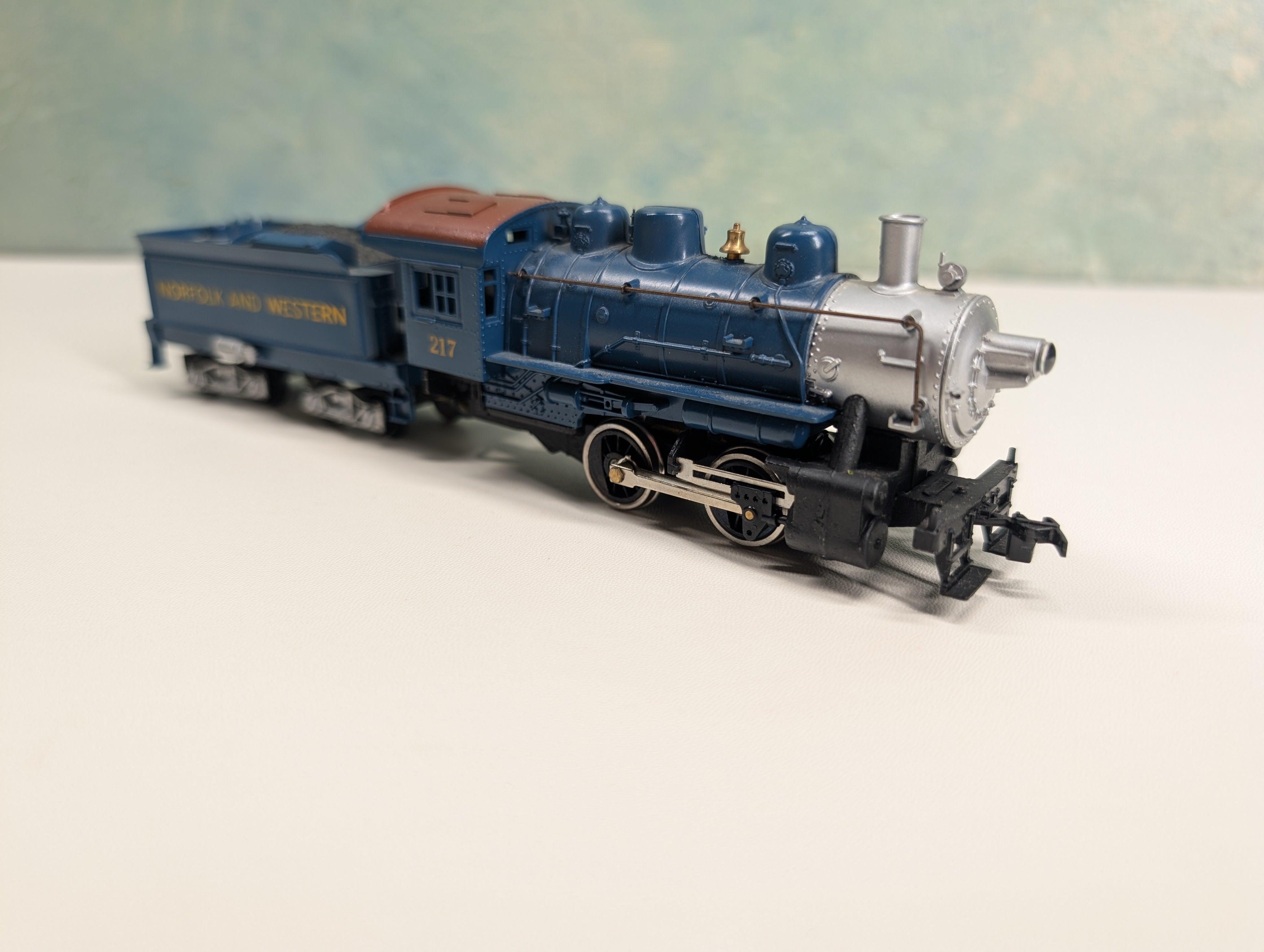 USED Mantua HO Scale 0-4-0 Steam Locomotive Norfolk and Western N&W #217 Tested! DC