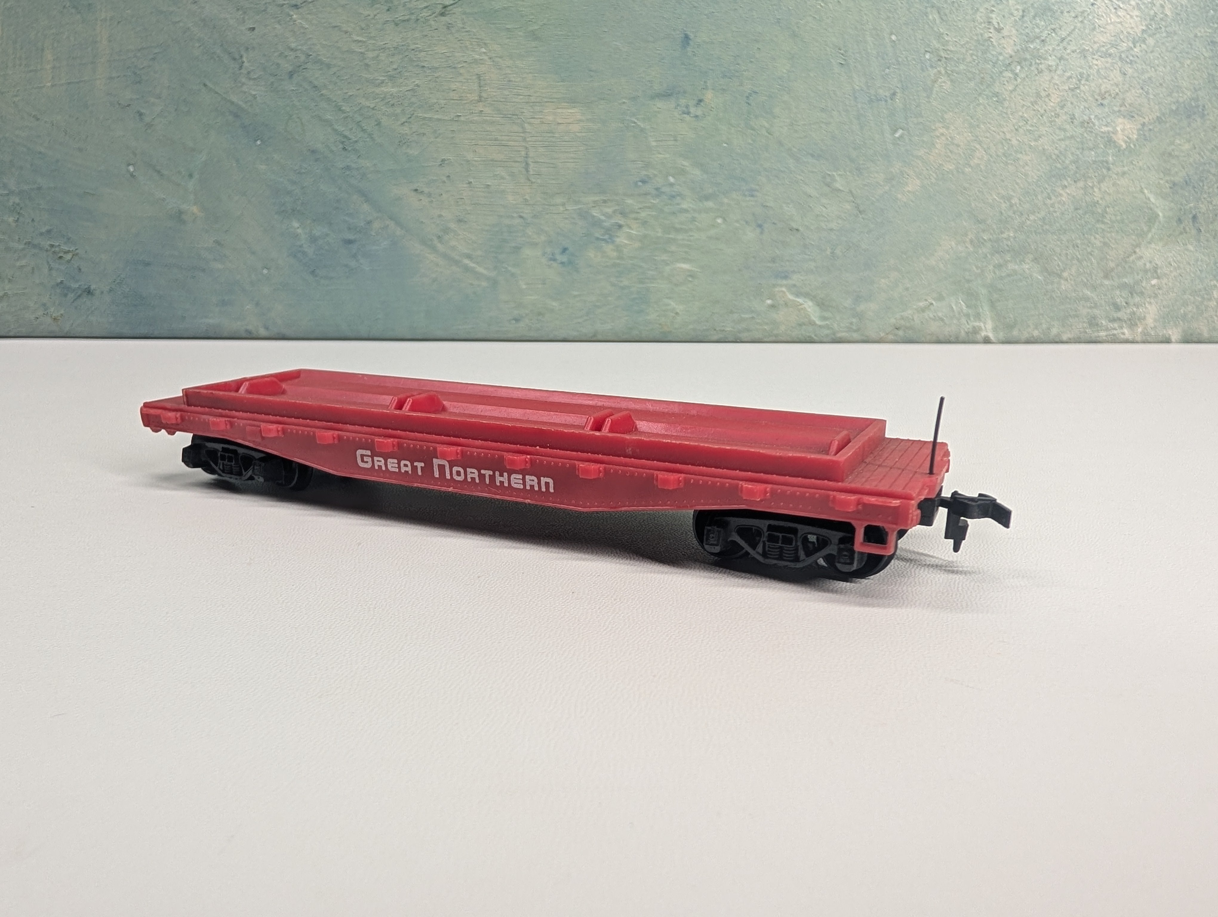 USED Tyco HO Scale 40' Flat Car Great Northern