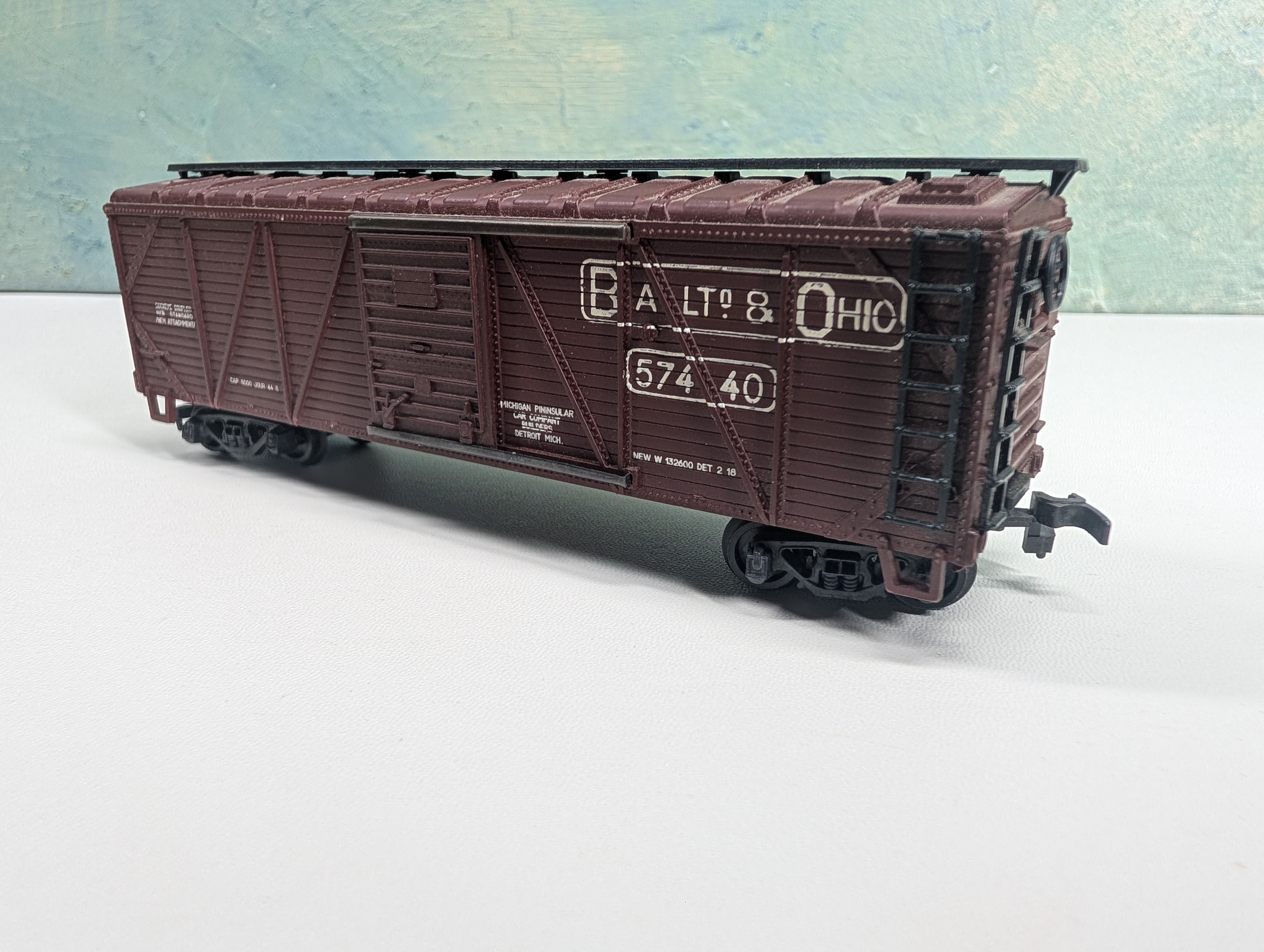 USED AHM HO Scale 41' Wooden Box Car Baltimore and Ohio #57440