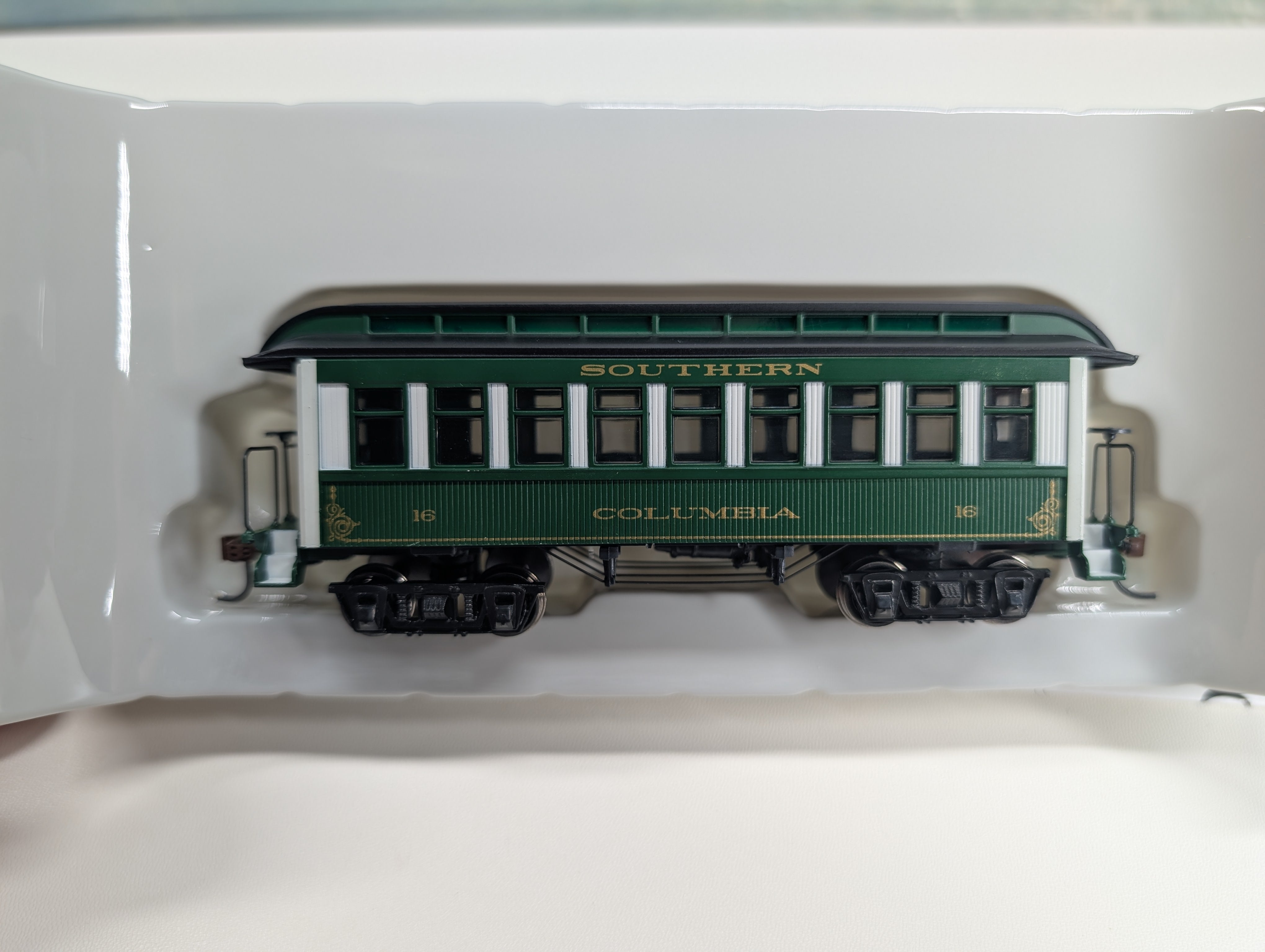 USED Roundhouse 84285 HO Scale Overton Coach Passenger Car Southern Columbia #16
