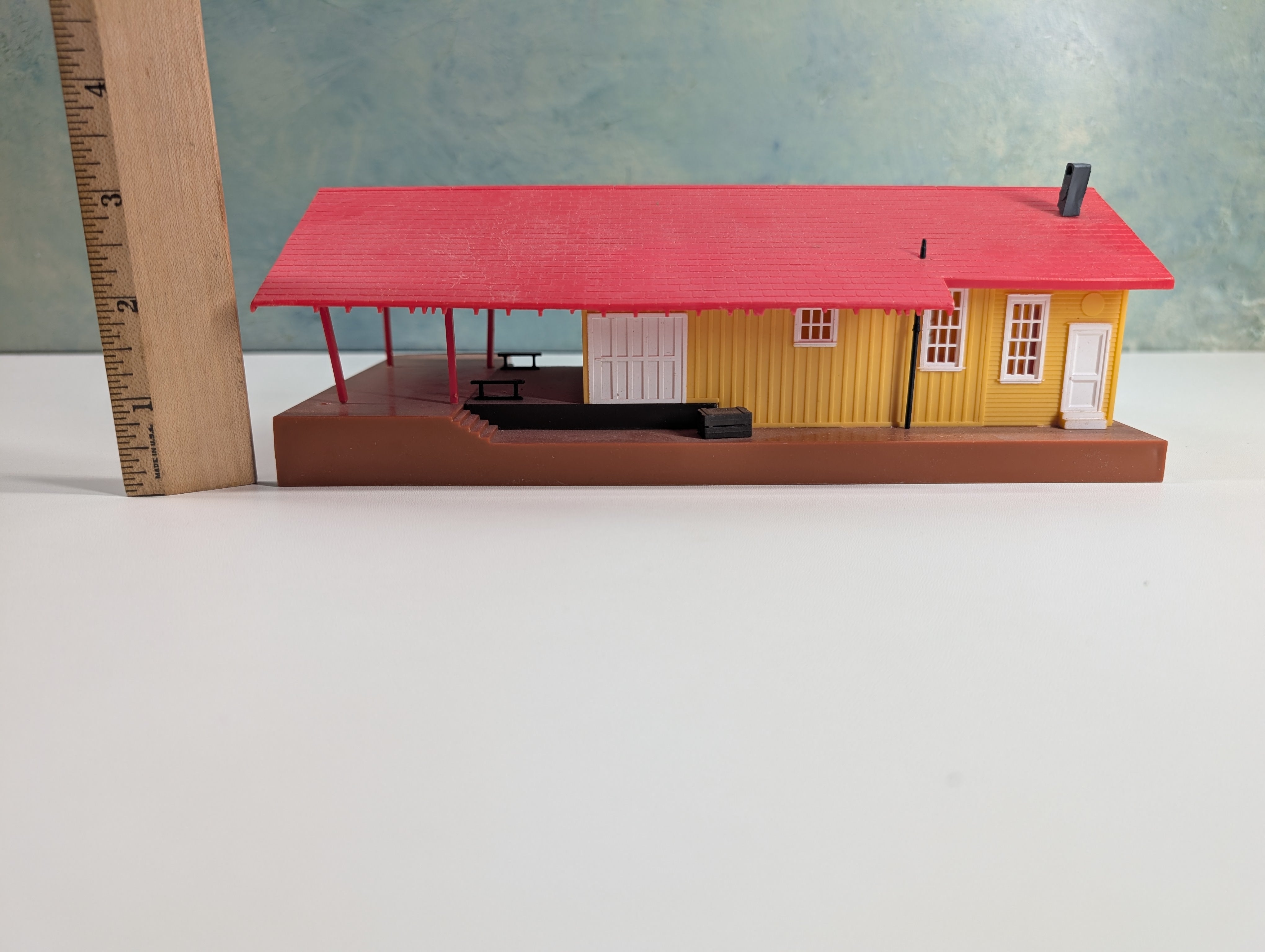 USED Bachmann HO Scale Grovemont Station