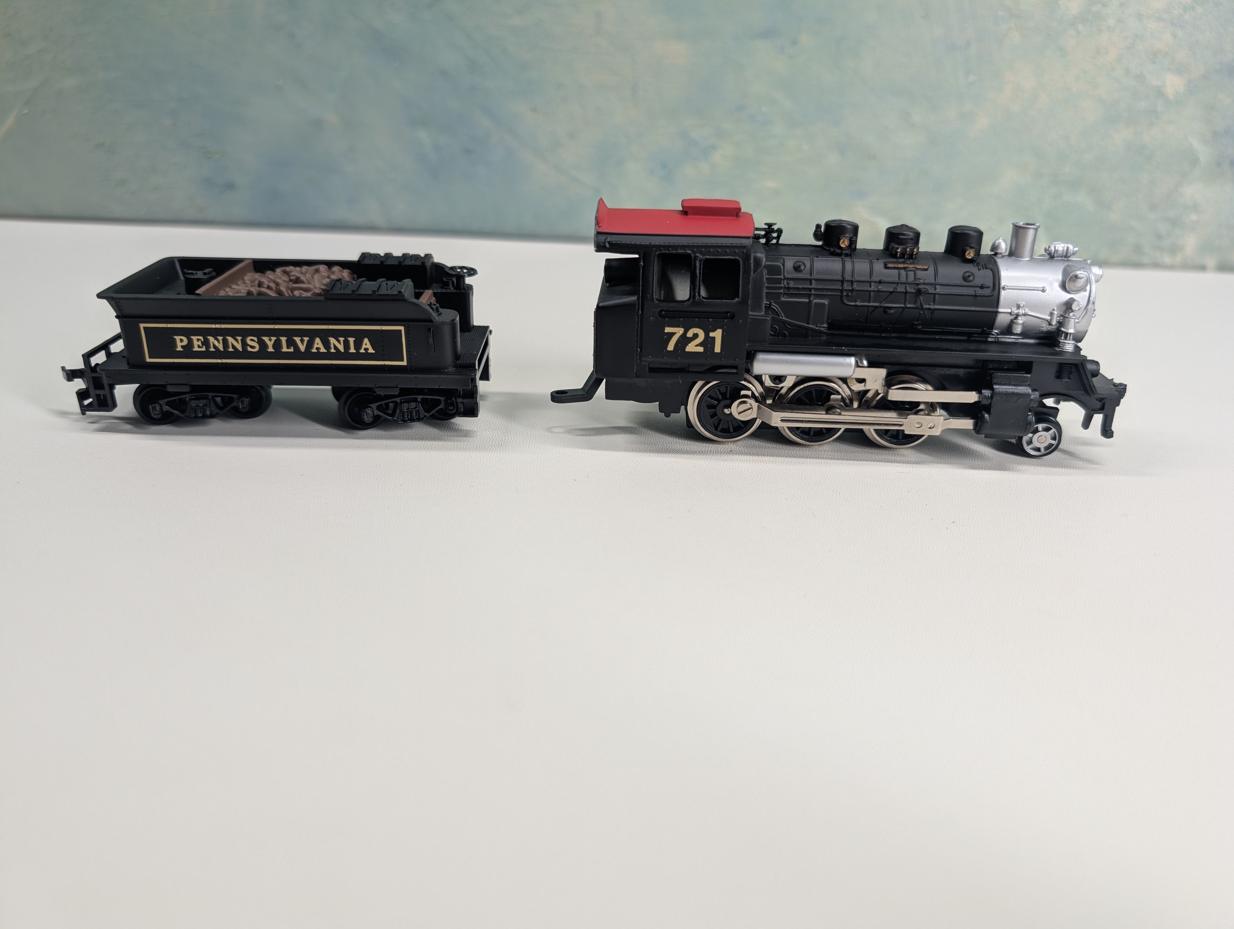 USED Model Power 6721 HO Scale 2-6-0 Steam Locomotive Pennsylvania PRR #721 Runs Great! DC