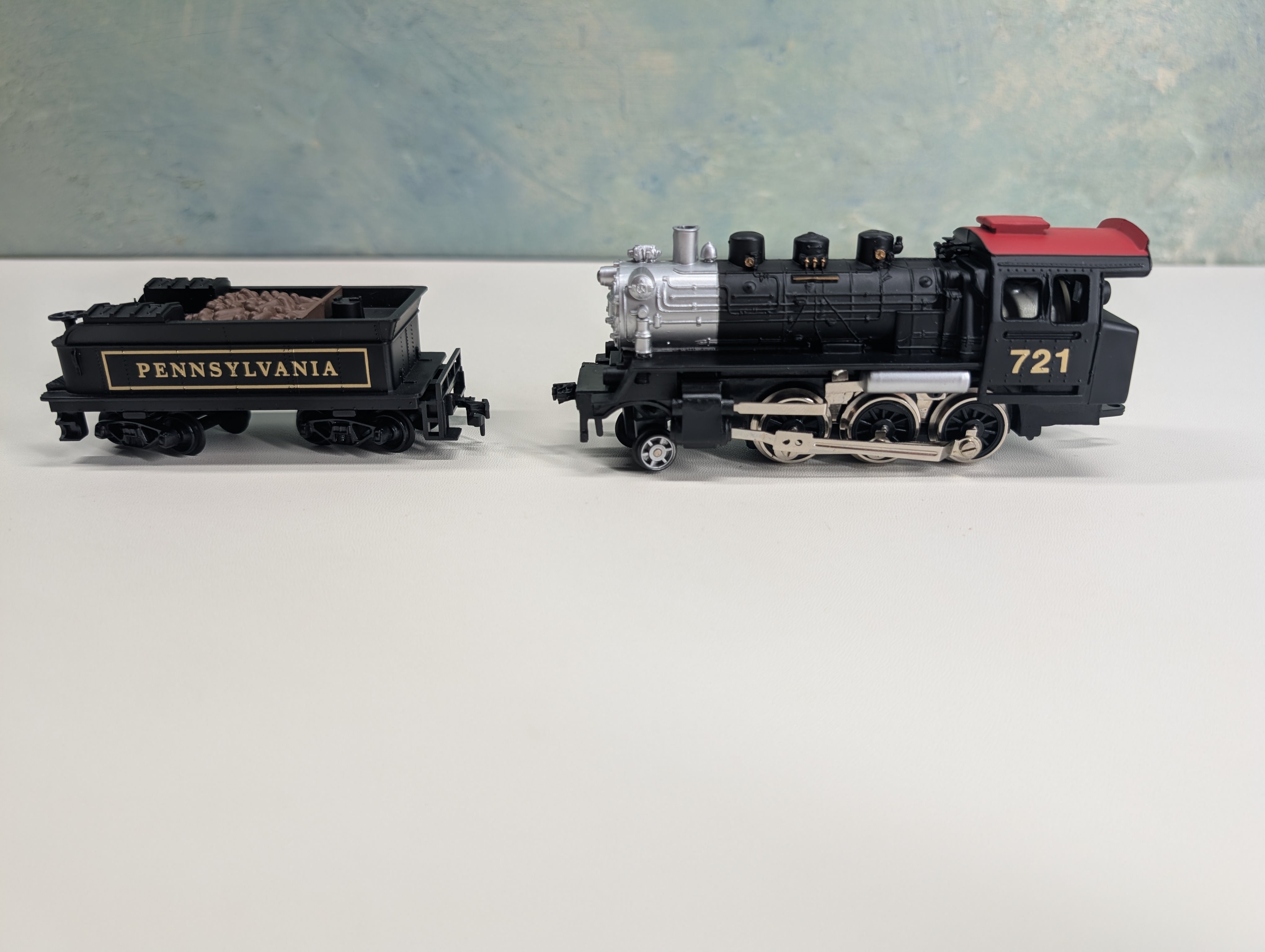 USED Model Power 6721 HO Scale 2-6-0 Steam Locomotive Pennsylvania PRR #721 Runs Great! DC