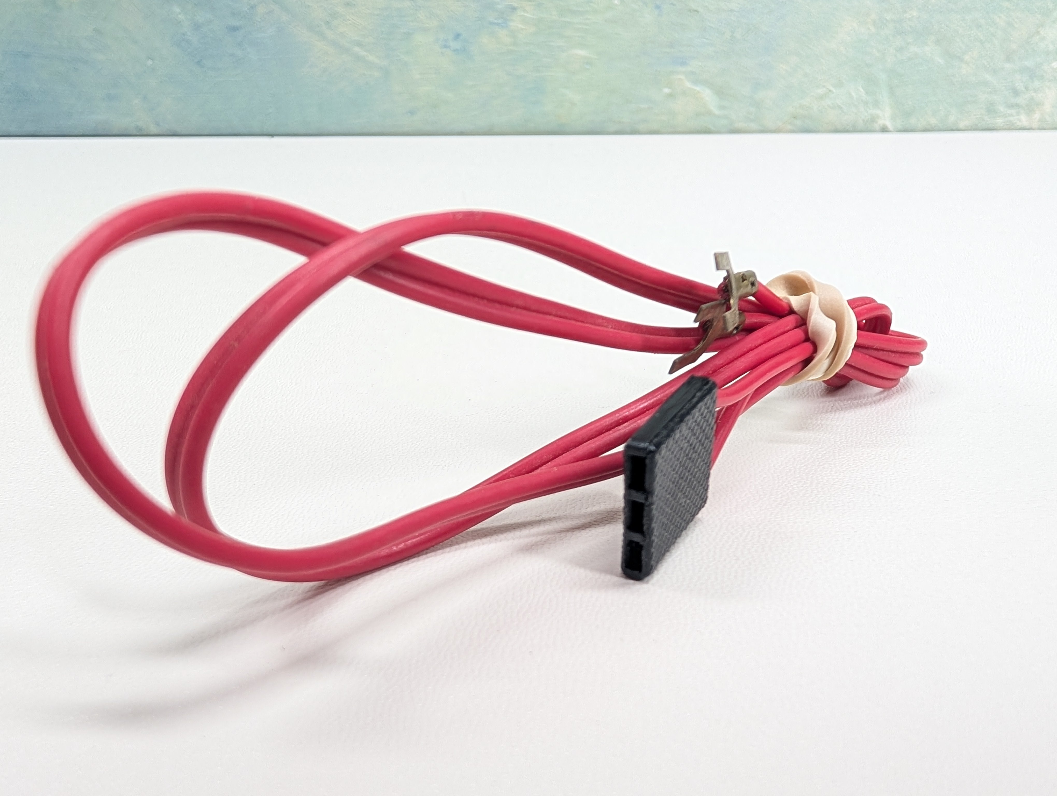 USED Bachmann HO Scale Red Track Power Wire w/ Modern Connector & Spades