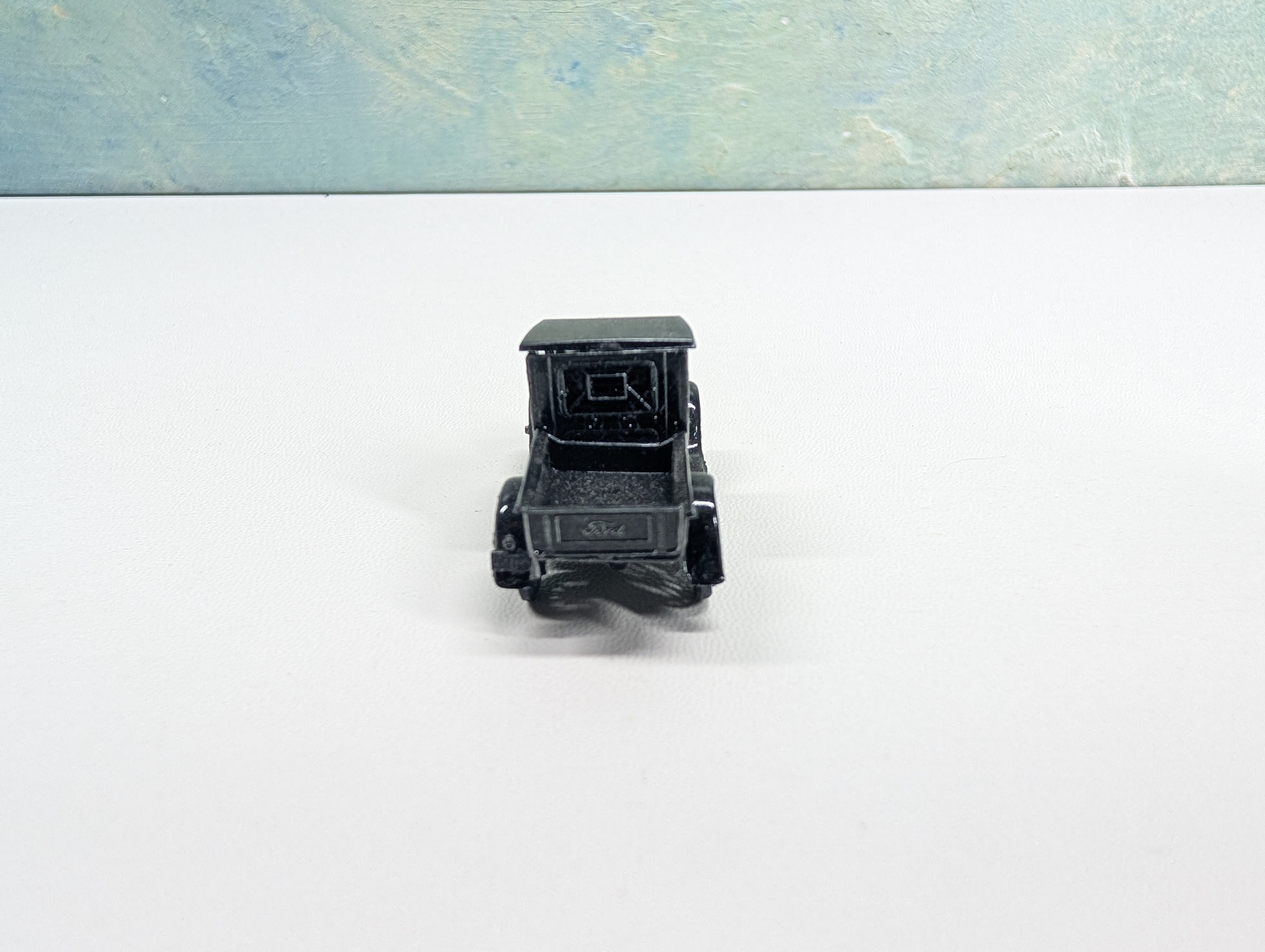 USED HO Scale Old Time Black Truck