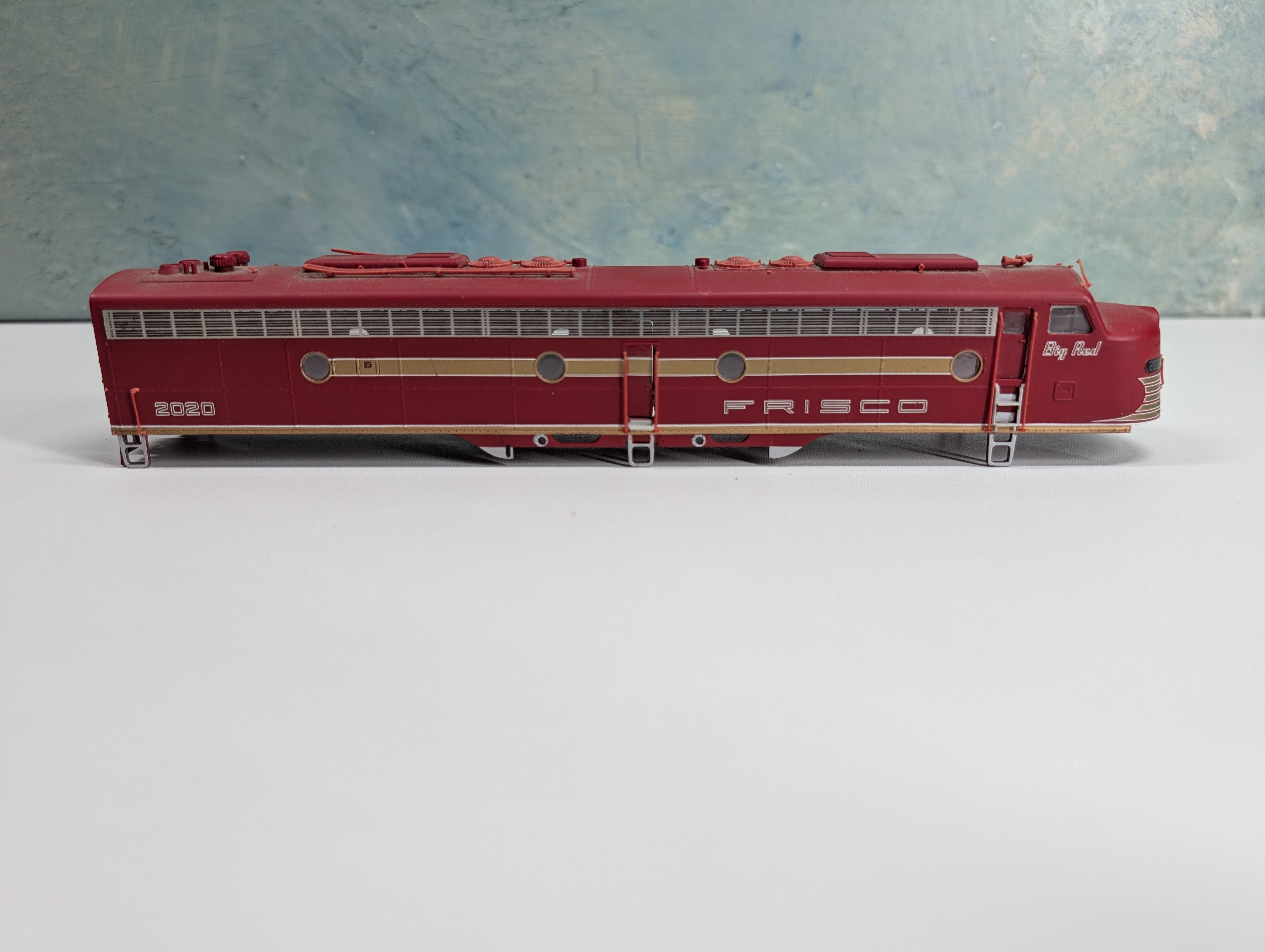 USED Life-Like HO Scale Proto 2000 E8A Diesel Locomotive Shell Only Frisco Big Red #2020