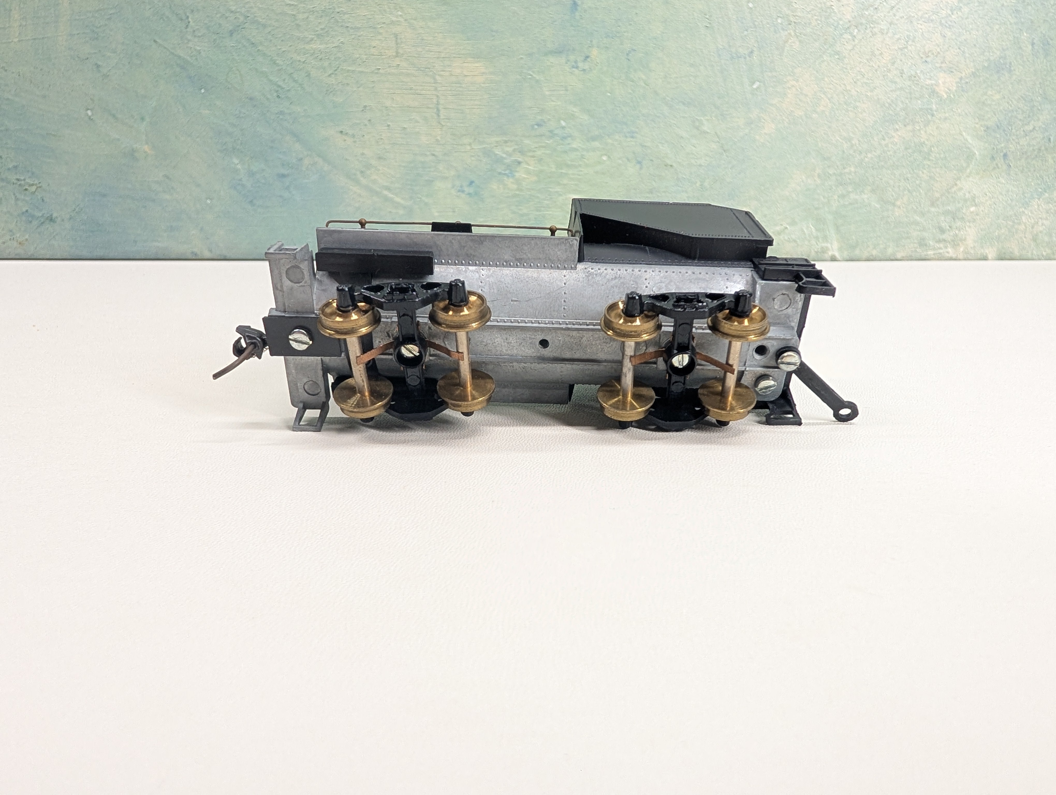USED Roundhouse 403 HO Scale Short Vanderbilt Steam Locomotive Tender