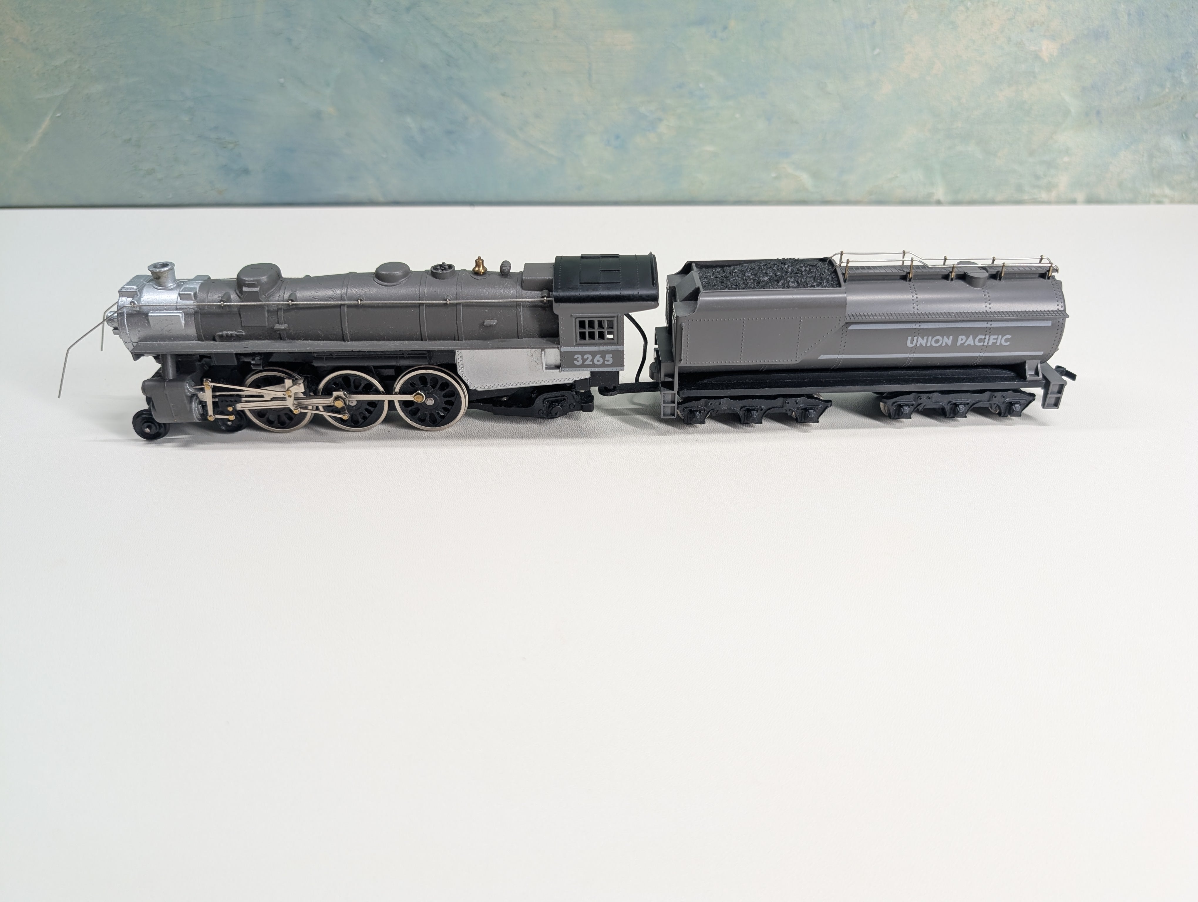 USED Mantua HO Scale Gray Goose 4-6-2 Steam Locomotive Union Pacific UP #3265 Runs Great! DC