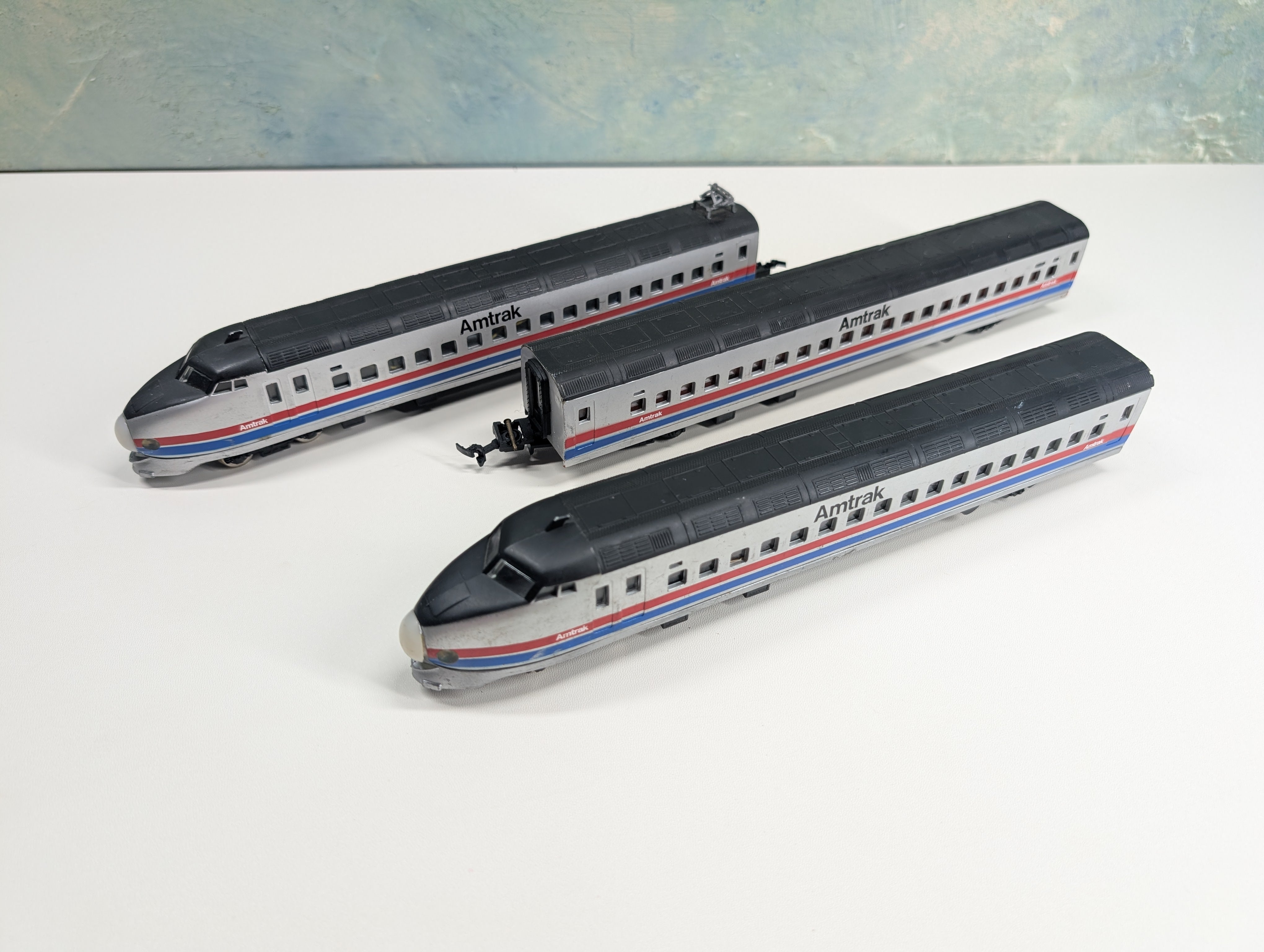 USED Model Power HO Scale Bullet Train Set Amtrak Parts/Repairs DC (3 pcs)