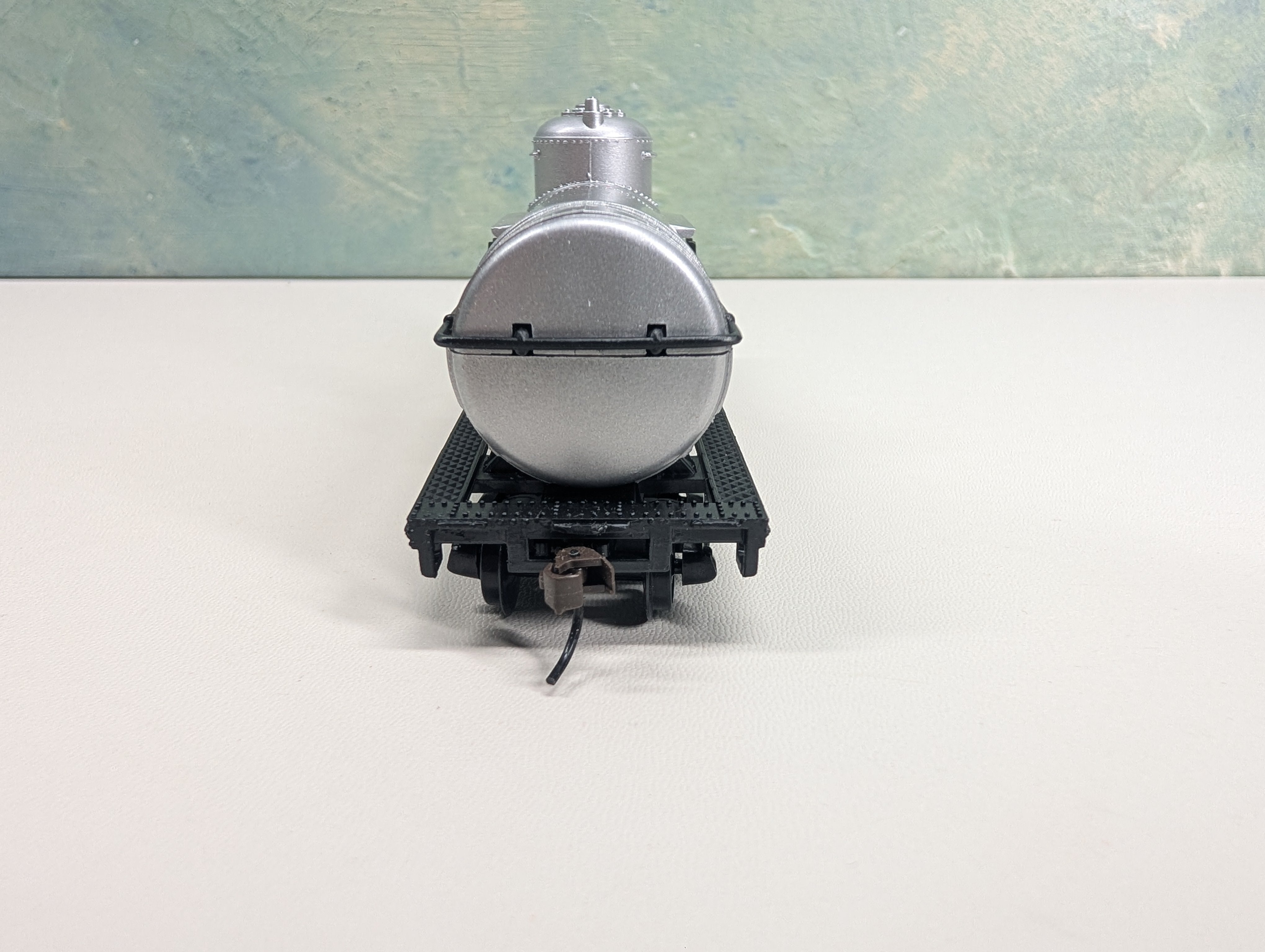 USED HO Scale Single Dome Tank Car Exxon GATX #46312