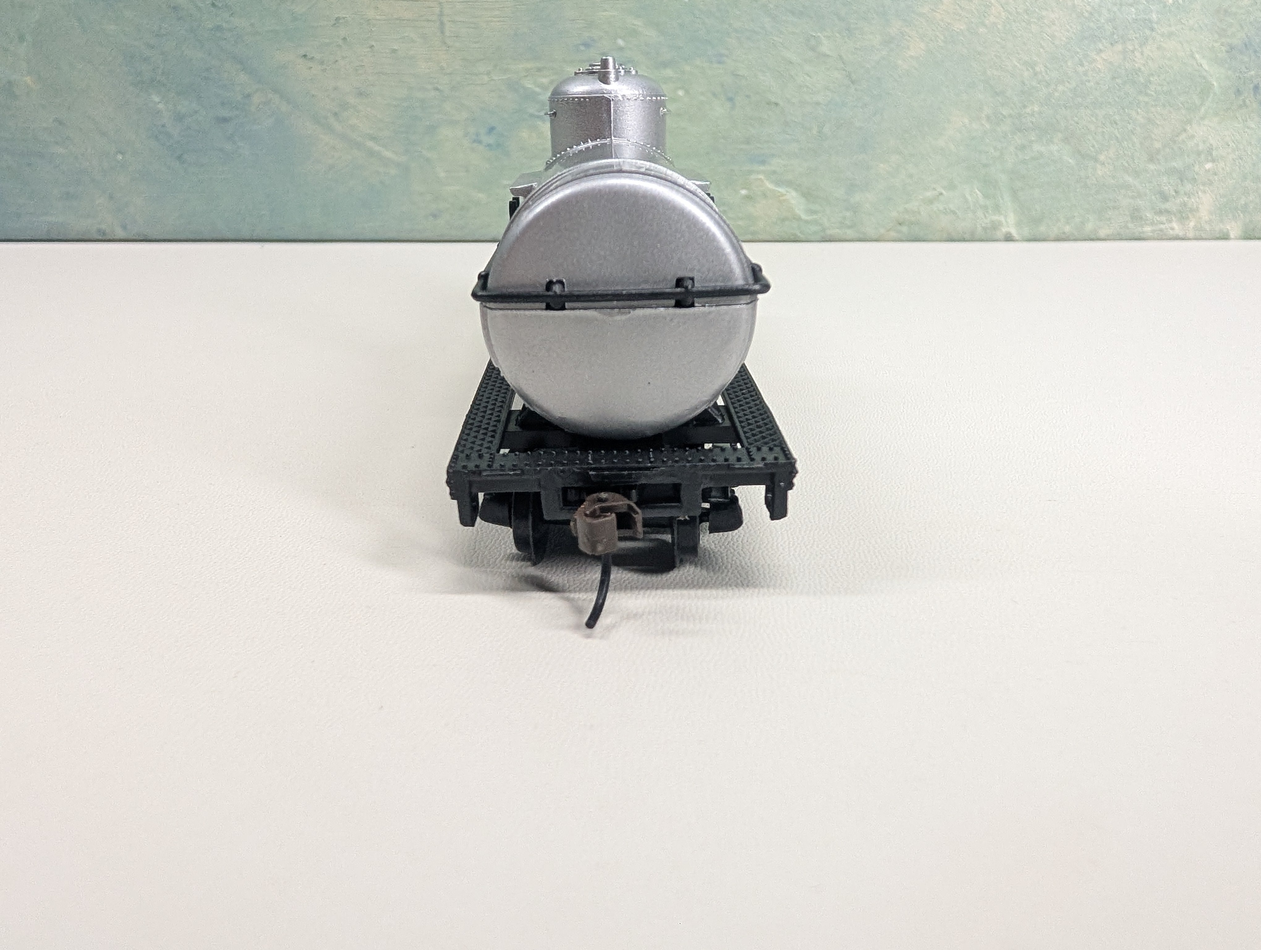 USED HO Scale Single Dome Tank Car Exxon GATX #46312