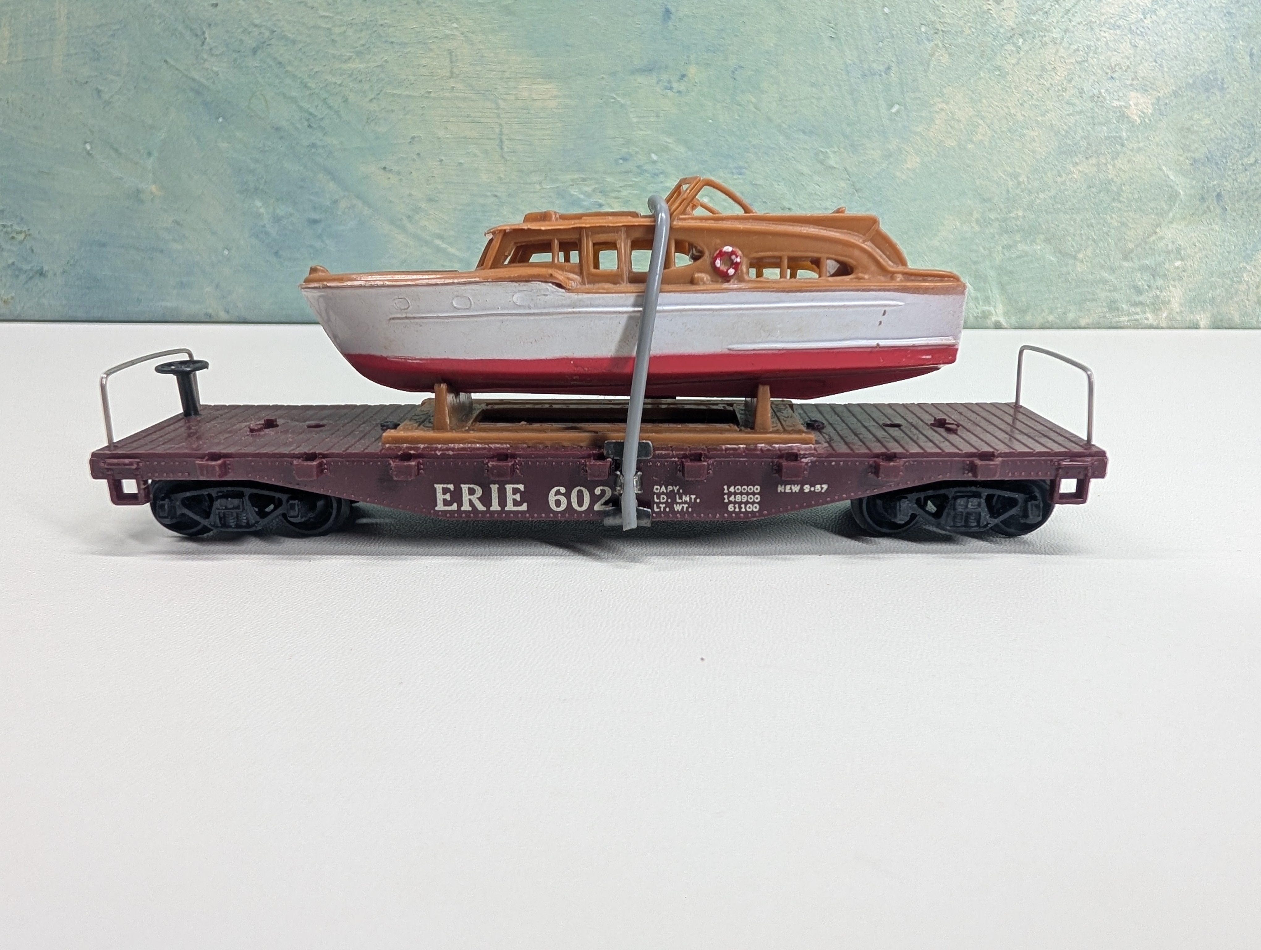 USED Marx HO Scale Flat Car w/ Boat Erie #6028 RARE
