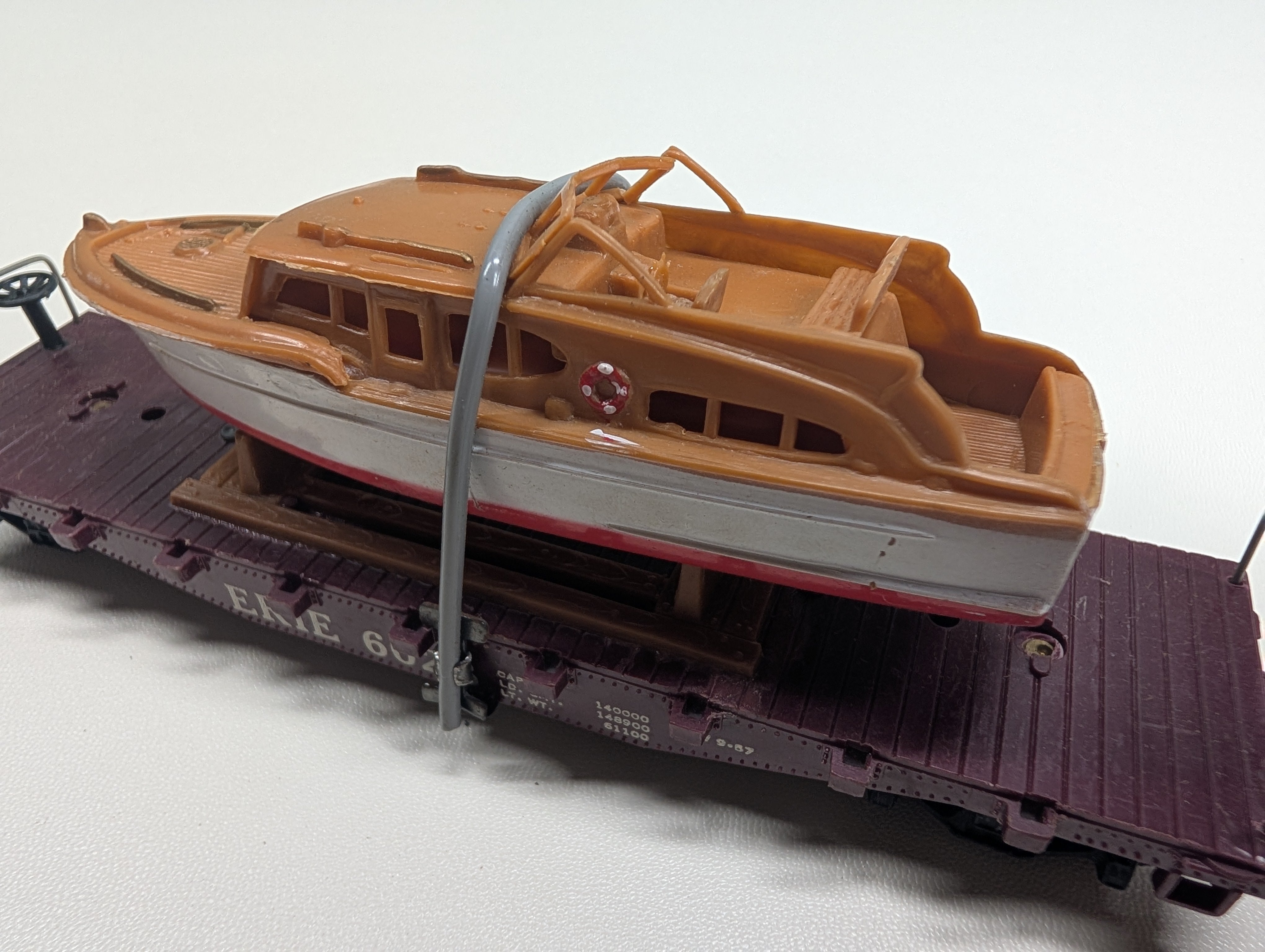 USED Marx HO Scale Flat Car w/ Boat Erie #6028 RARE
