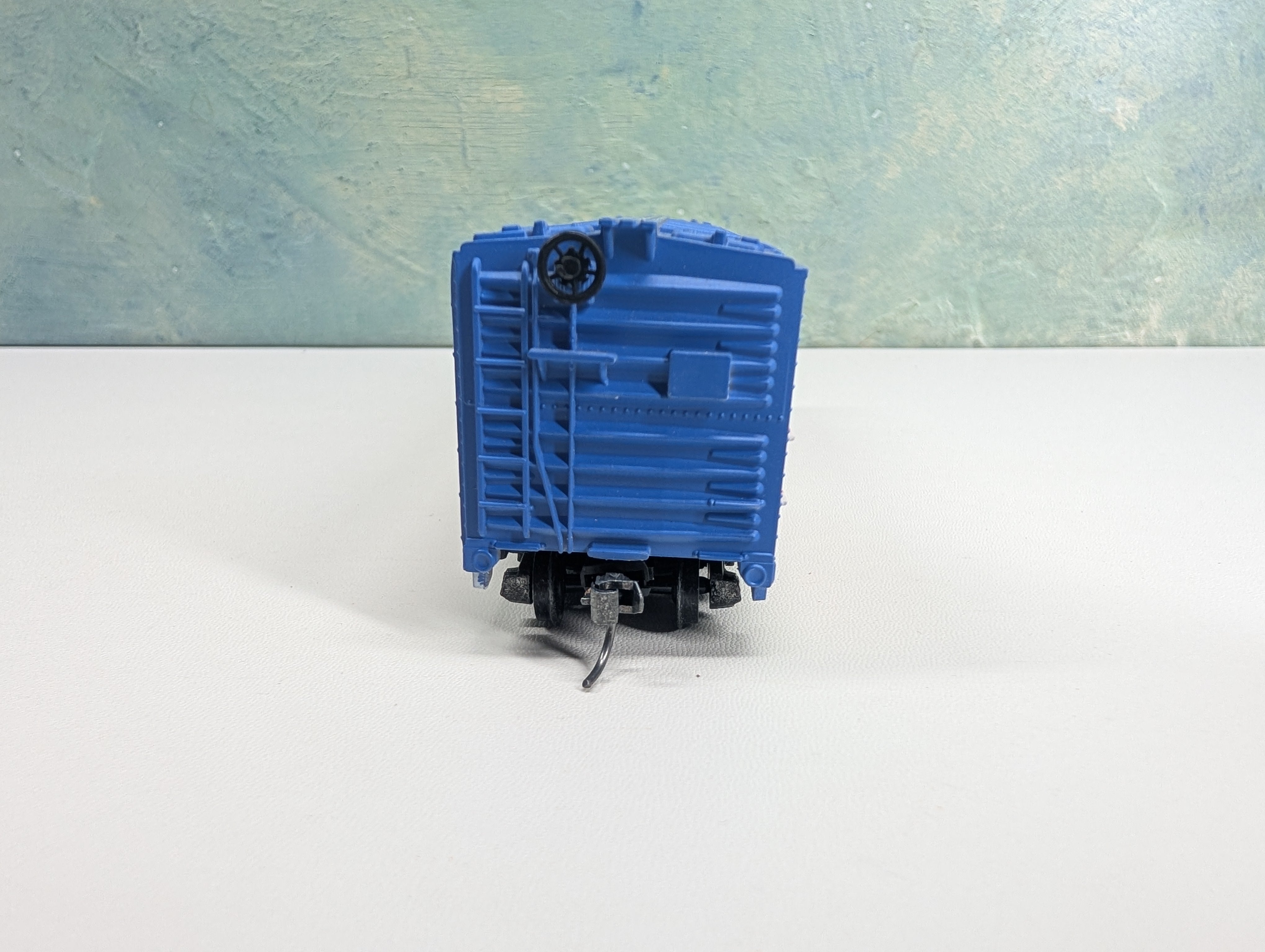USED Tyco HO Scale 40' Reefer Ralston Purina MRS #4554 Upgraded Trucks