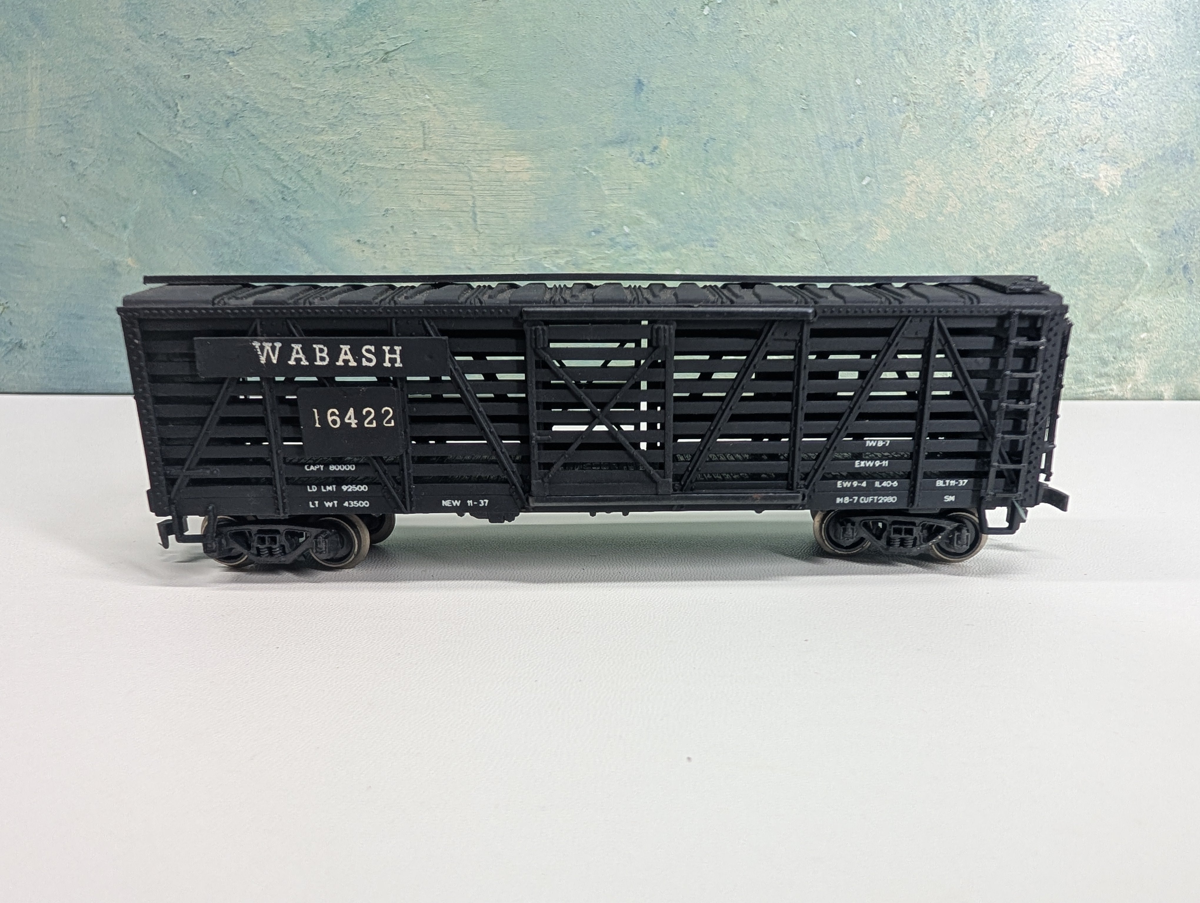 USED HO Scale Livestock Cattle Car Wabash #16422 Metal Wheels