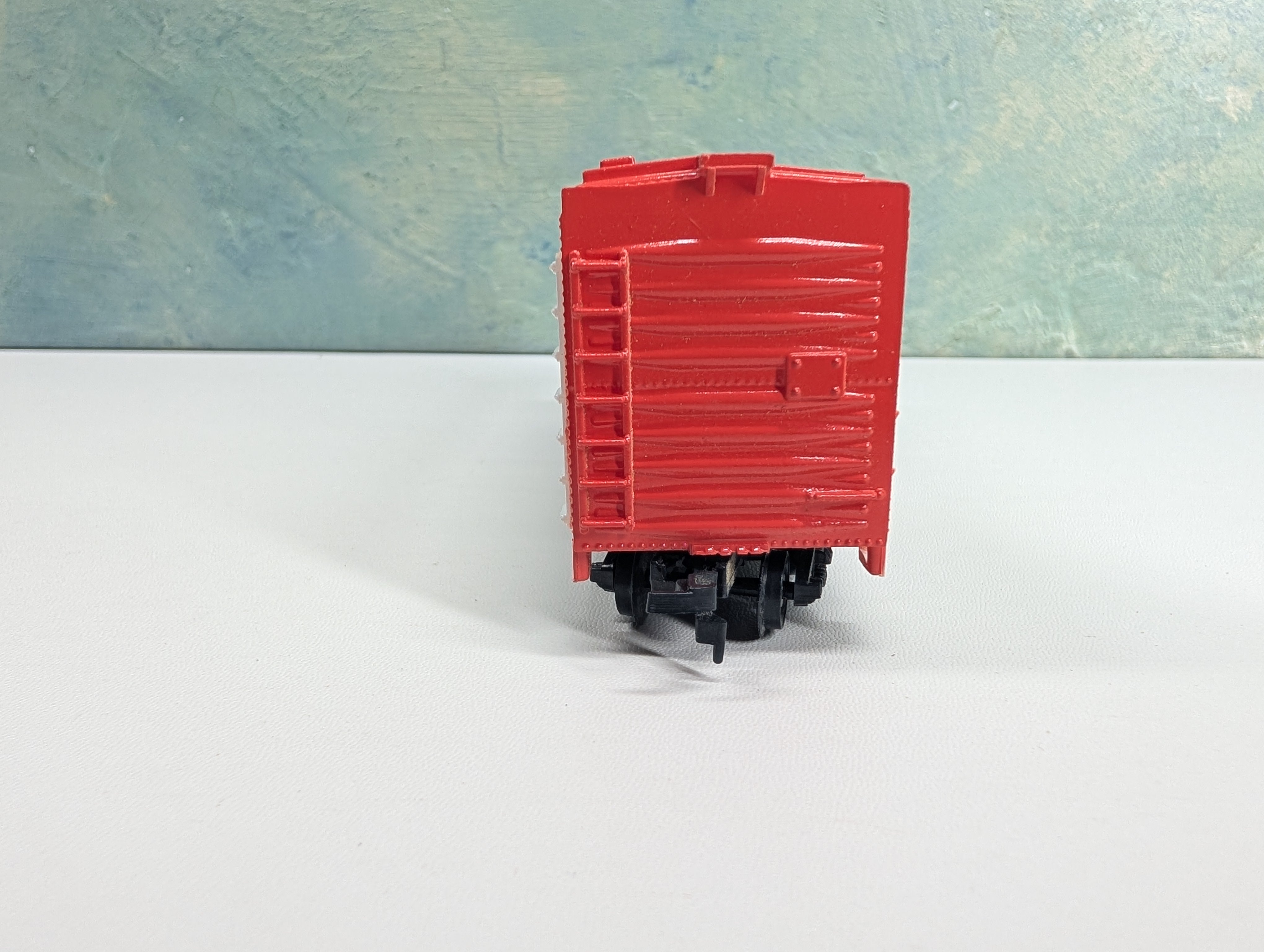 USED Life-Like HO Scale 40' Billboard Box Car Tootsie Roll TR #41879