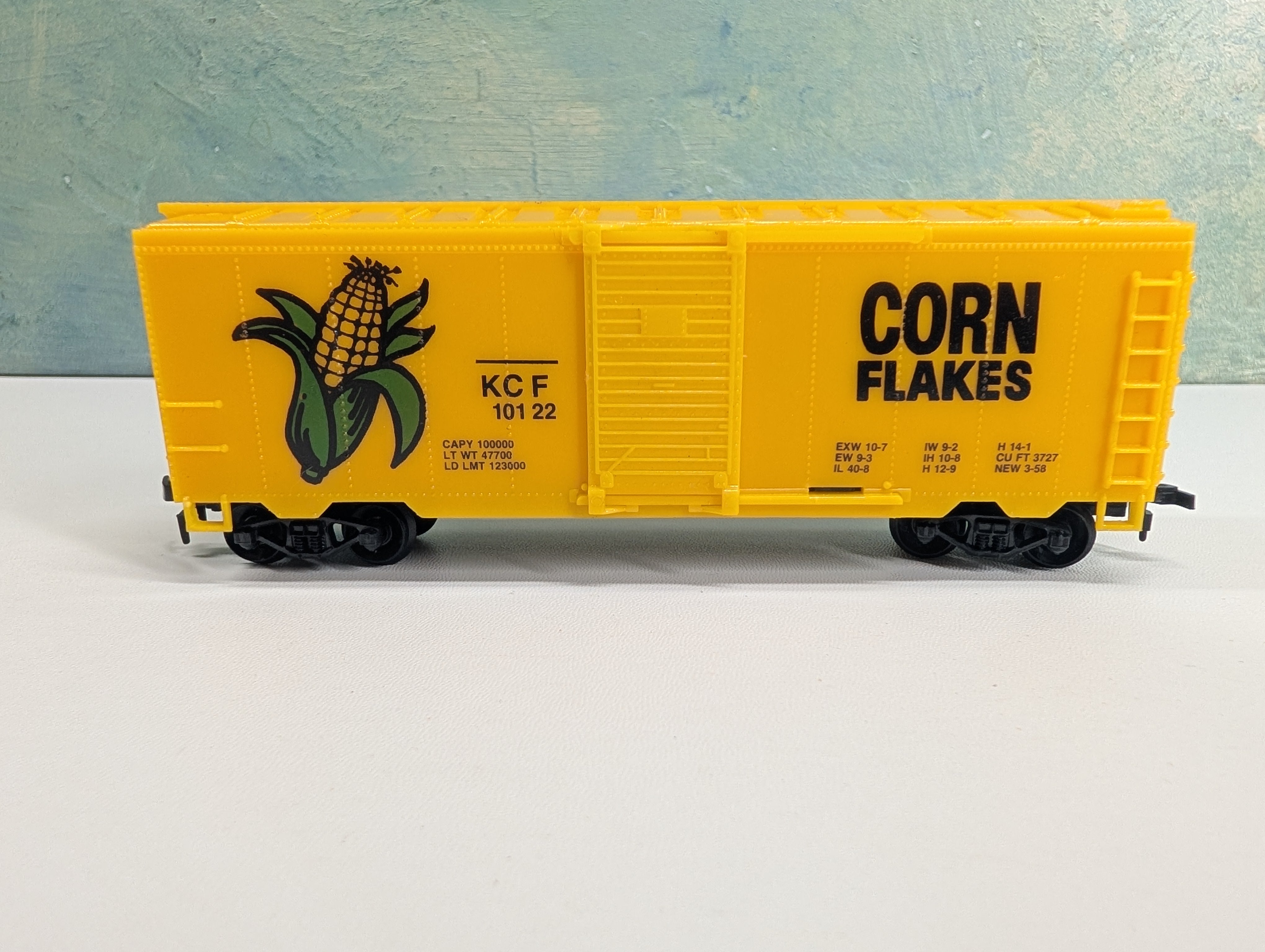 USED Life-Like HO Scale 40' Billboard Box Car Corn Flakes KCF #10122