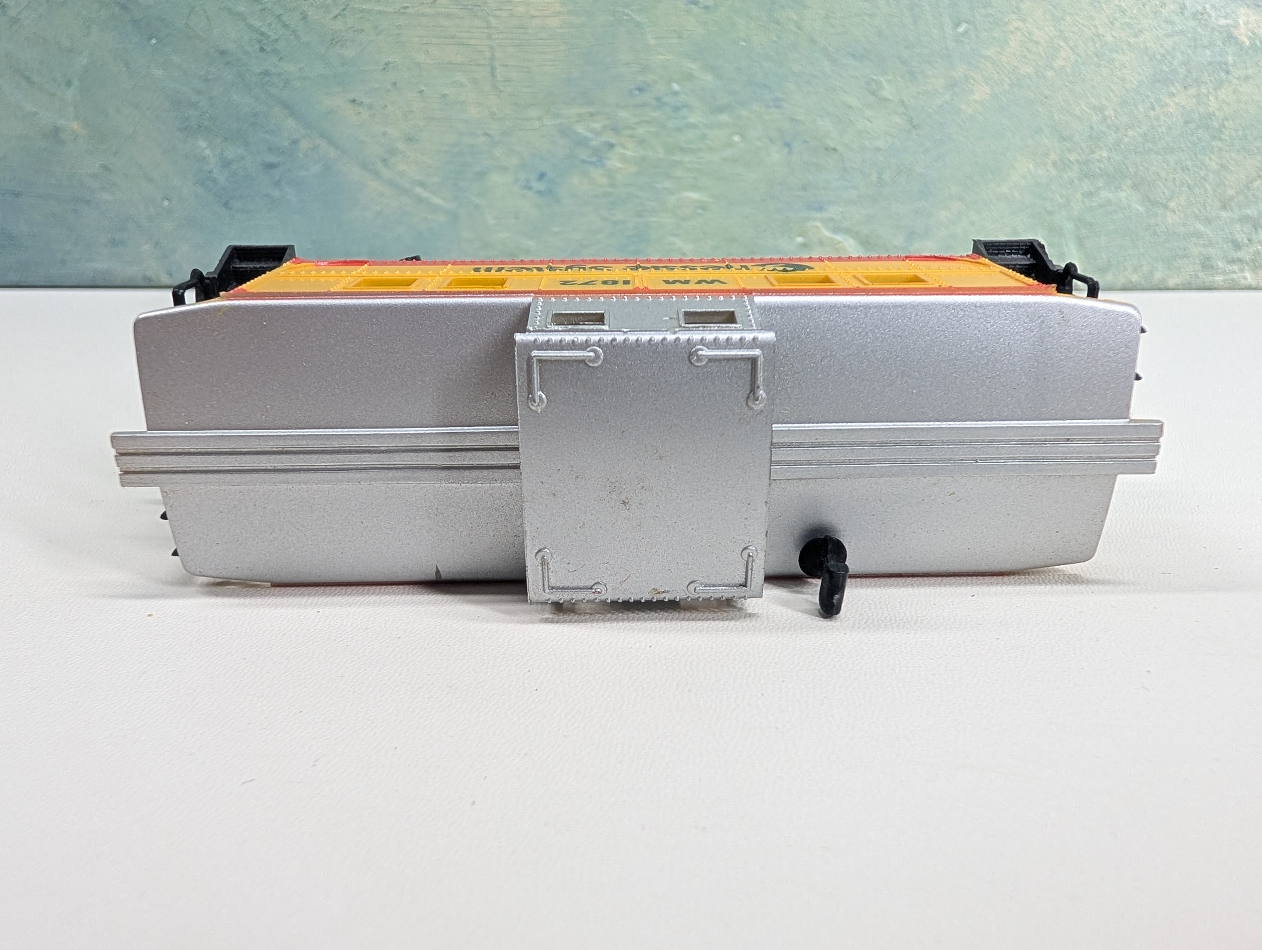 USED Life-Like HO Scale Caboose Chessie System WM #1872