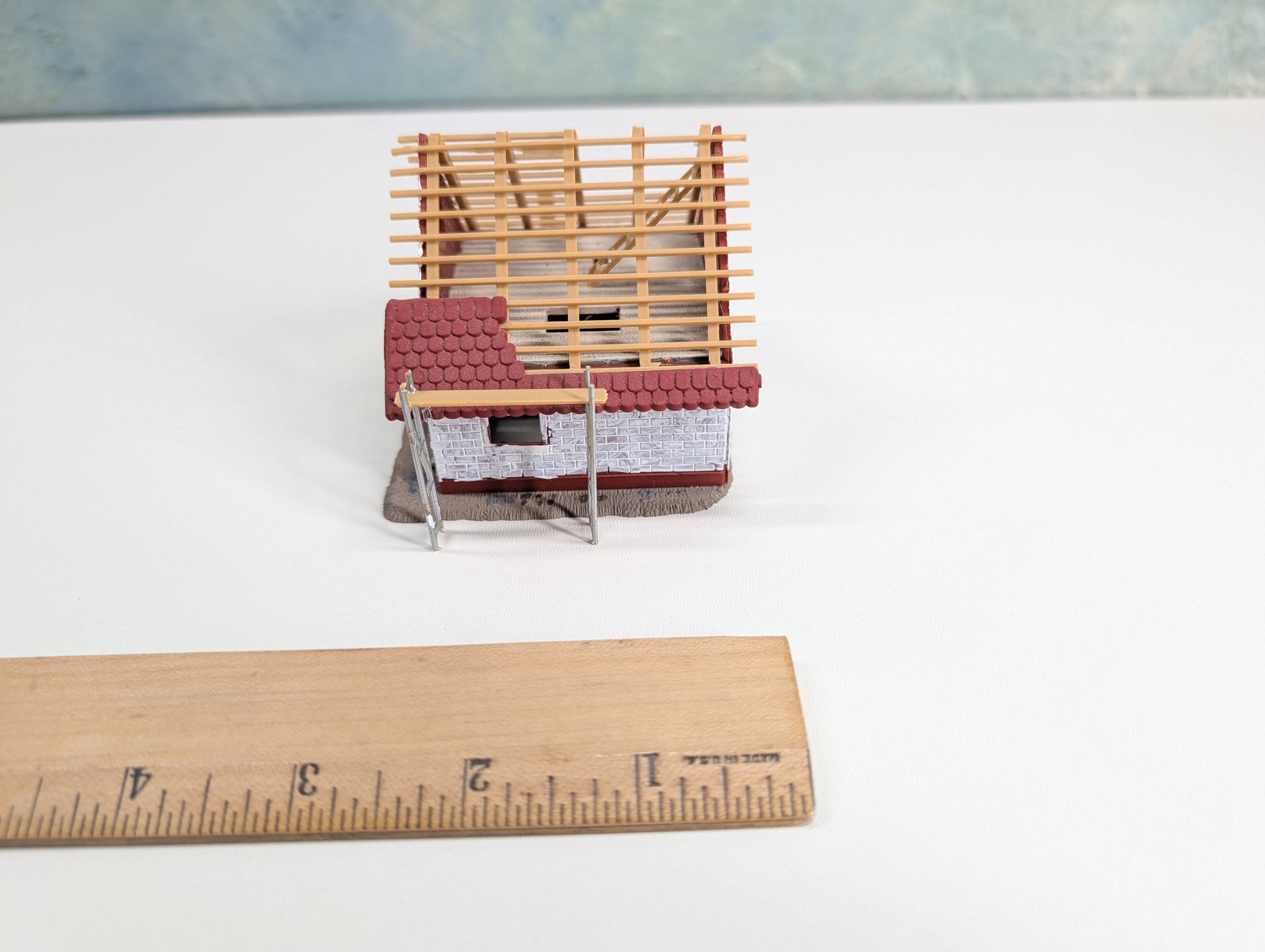 USED HO Scale White Brick House Under Construction