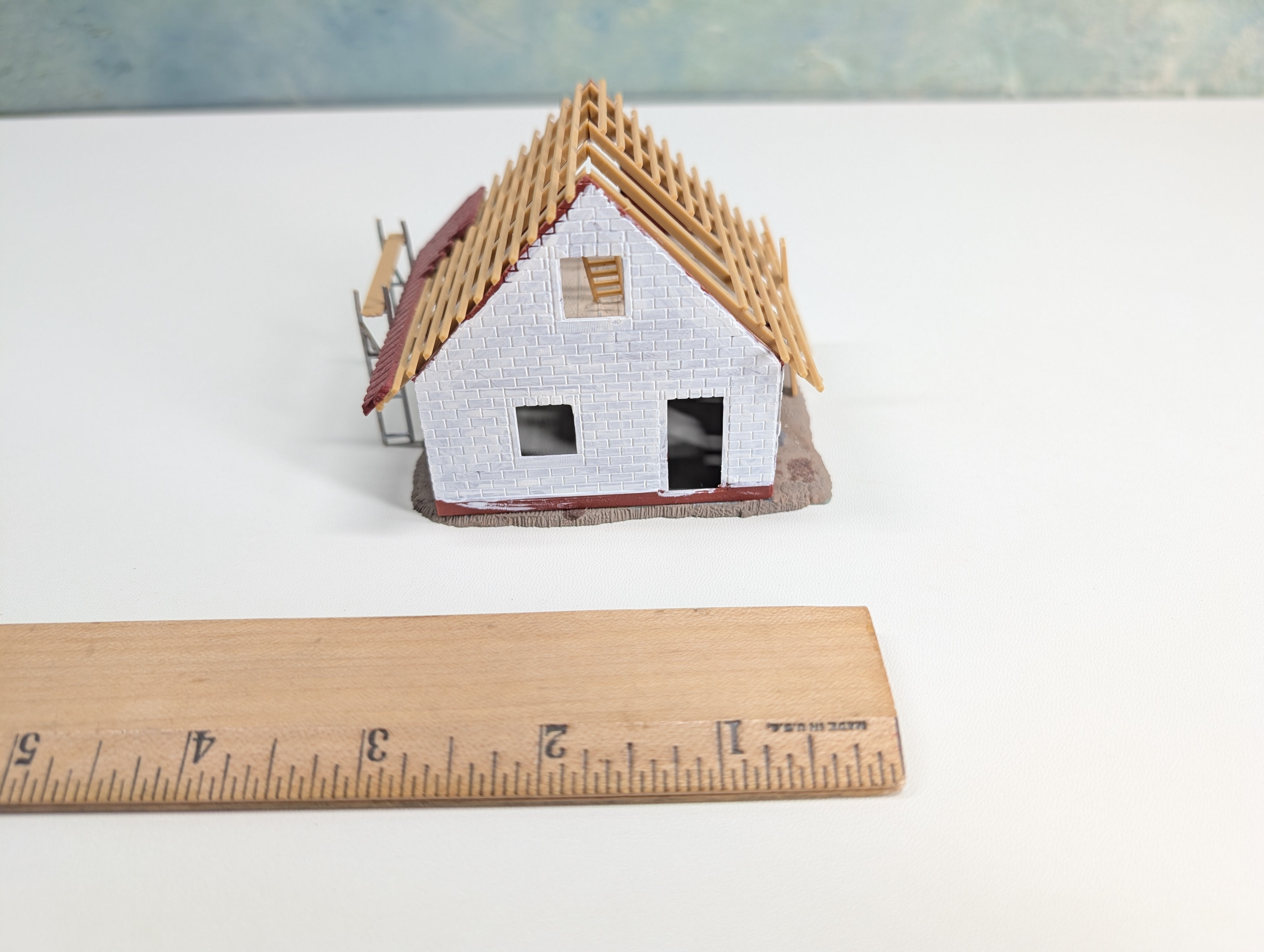 USED HO Scale White Brick House Under Construction