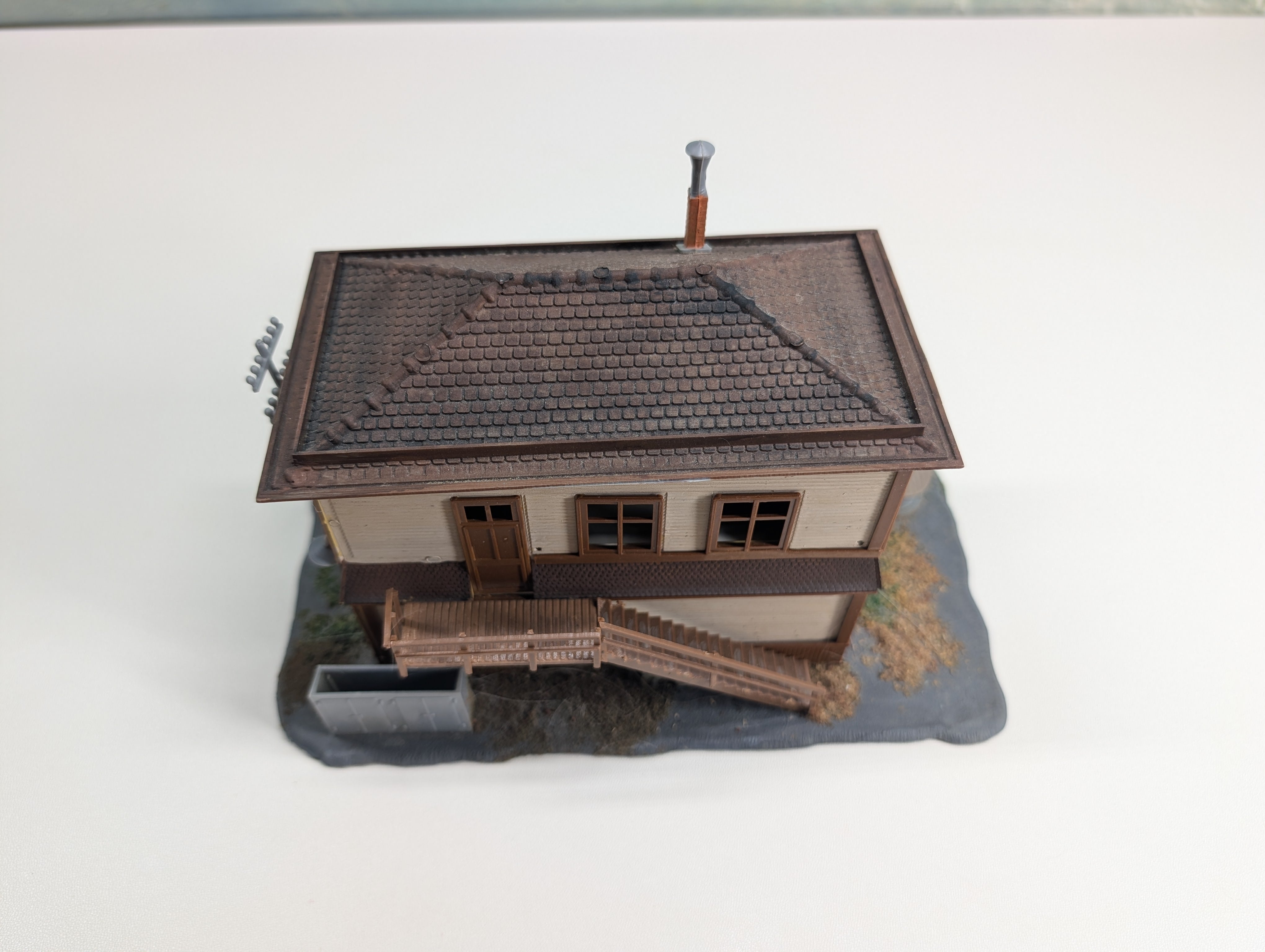 USED HO Scale Interlocking Tower