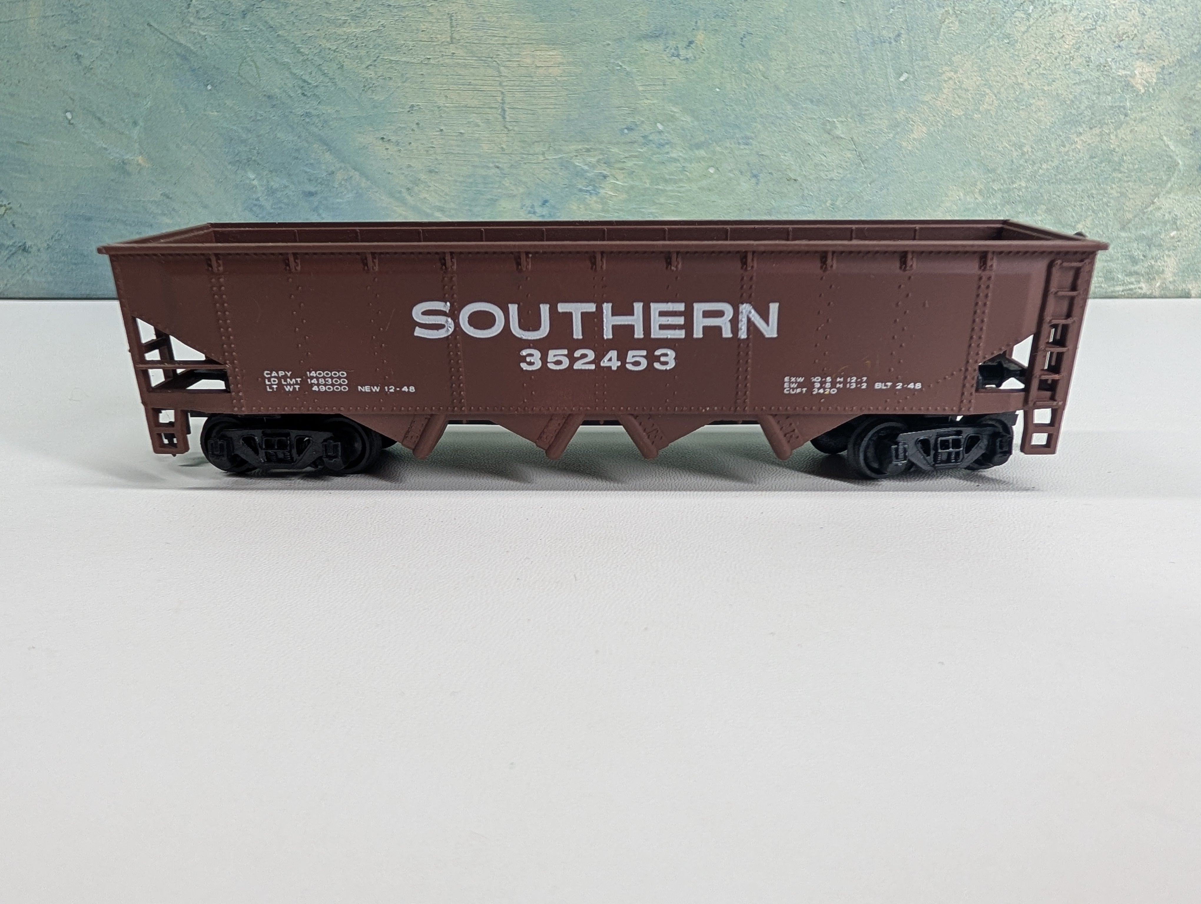 USED Bachmann HO Scale Quad Hopper Southern #352453
